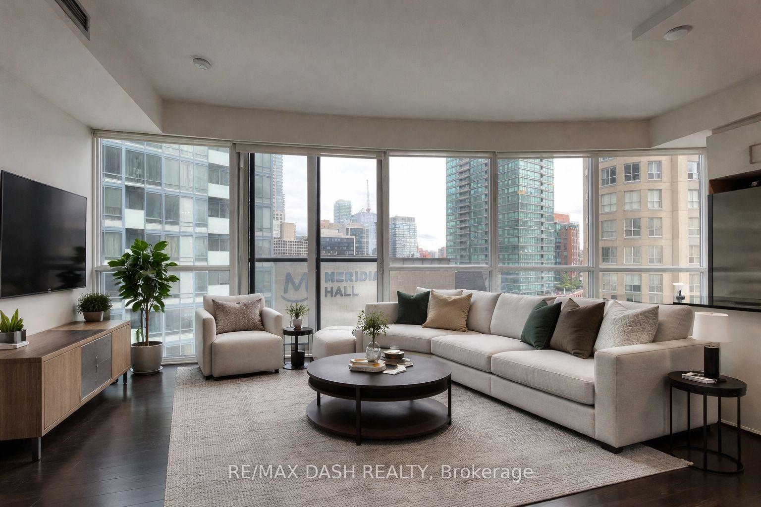 1 The Esplanade Drive  #1005