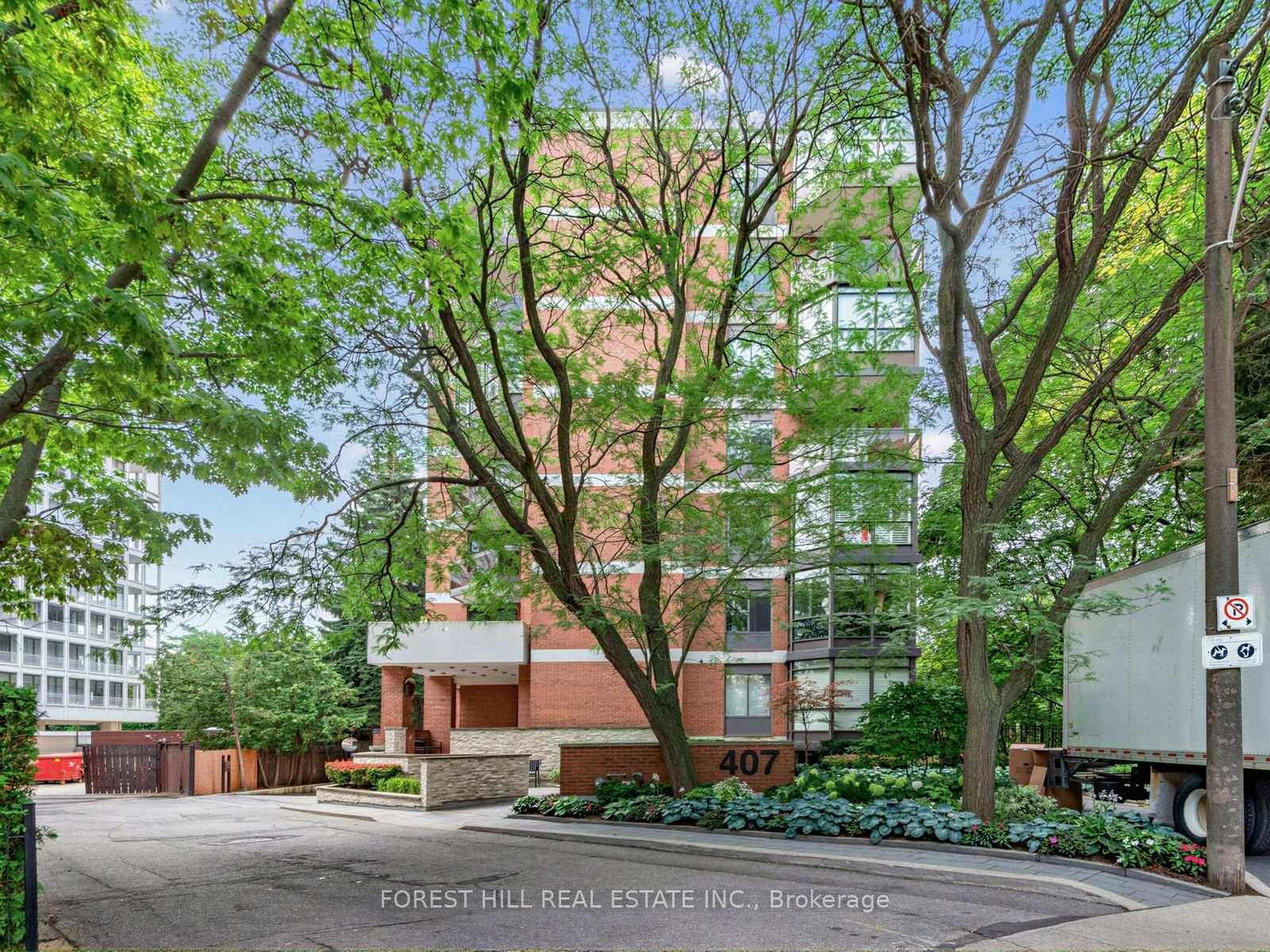 407 Walmer Road  #501