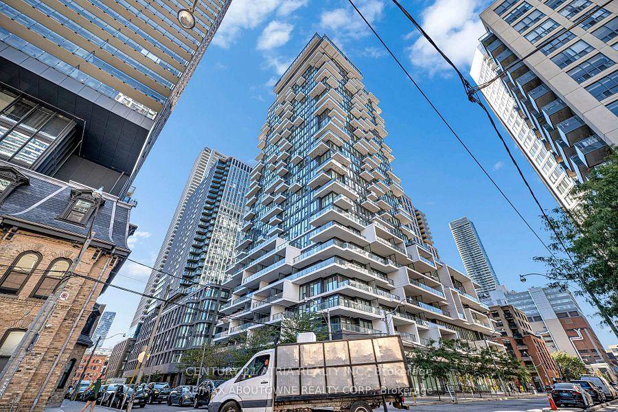77 Shuter Street  #1616