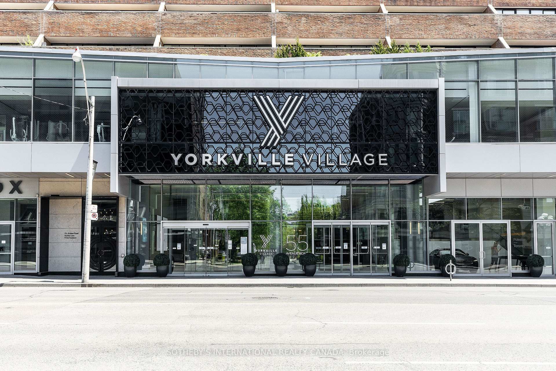 55A Avenue Road  #408