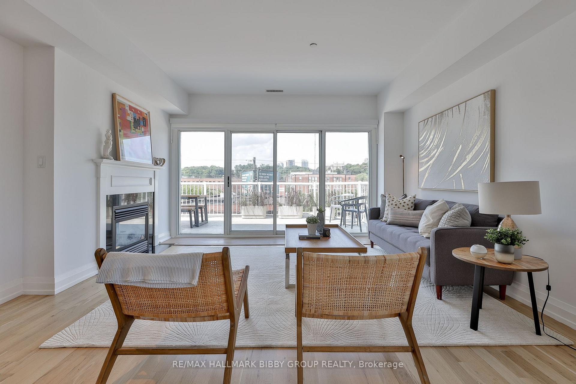 473 Dupont Street  #7