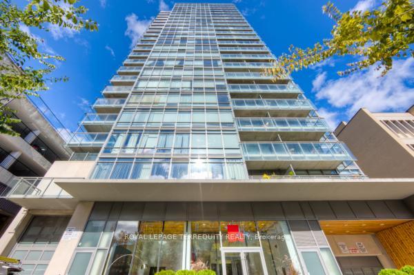 22 Wellesley Street E #708