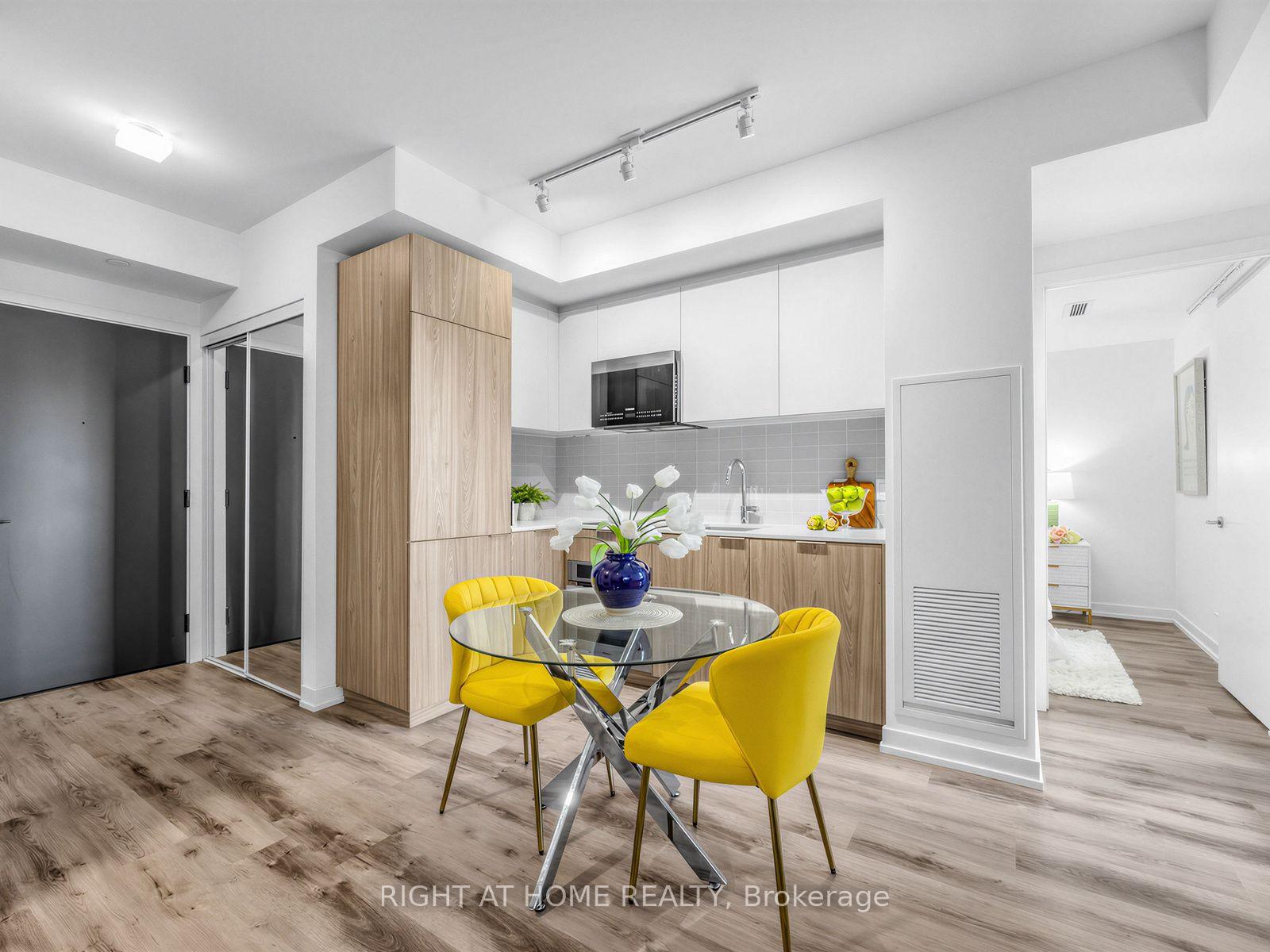 28 Eastern Avenue  #723