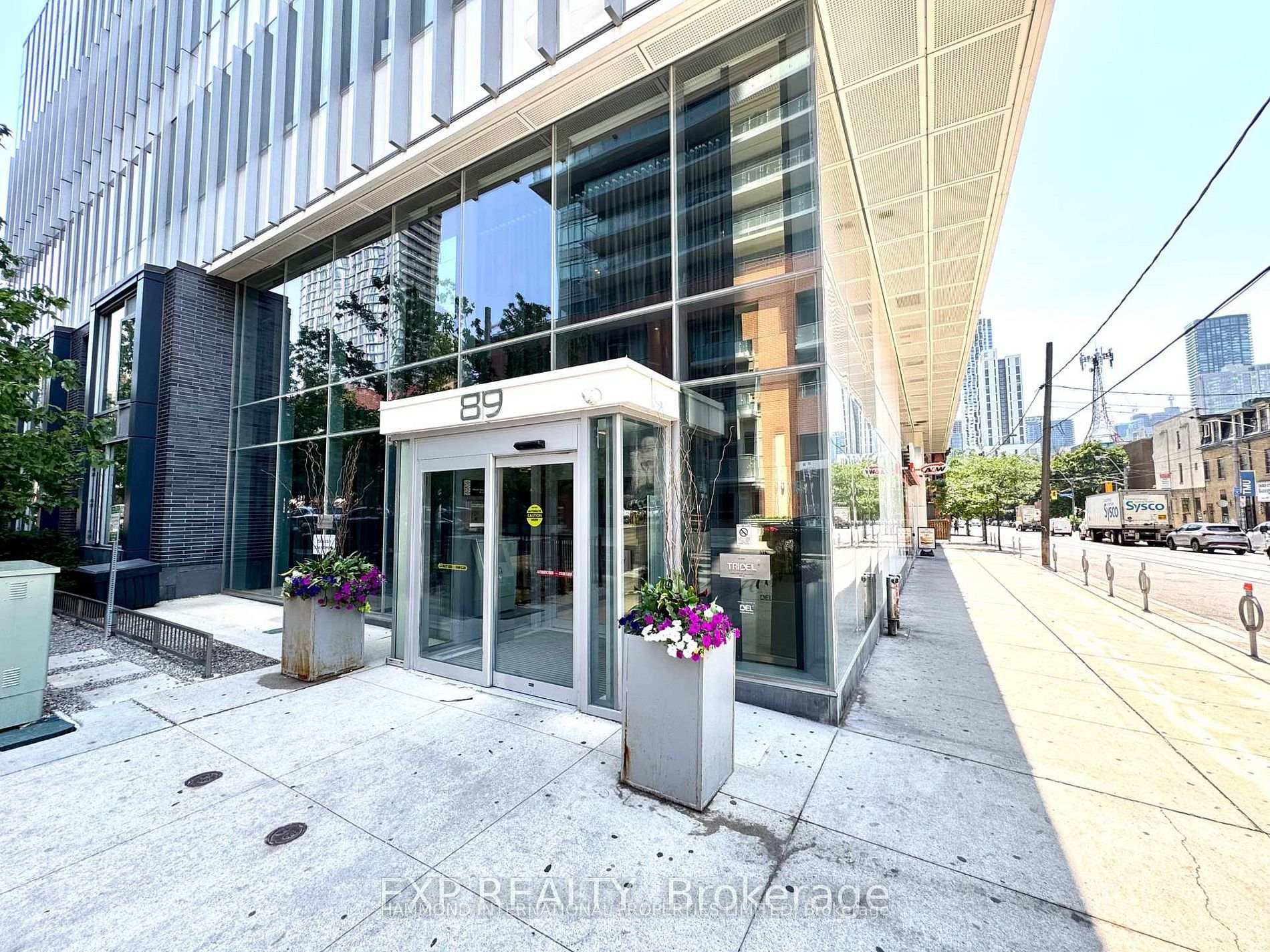 89 McGill Street  #1211
