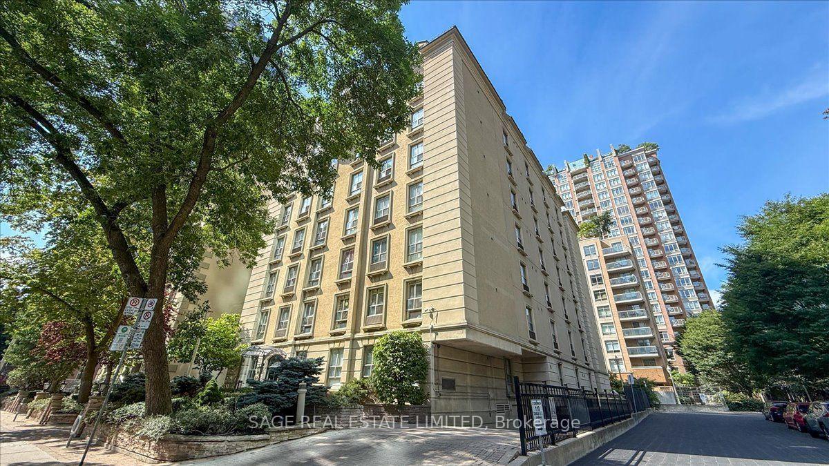 88 Charles Street E #208