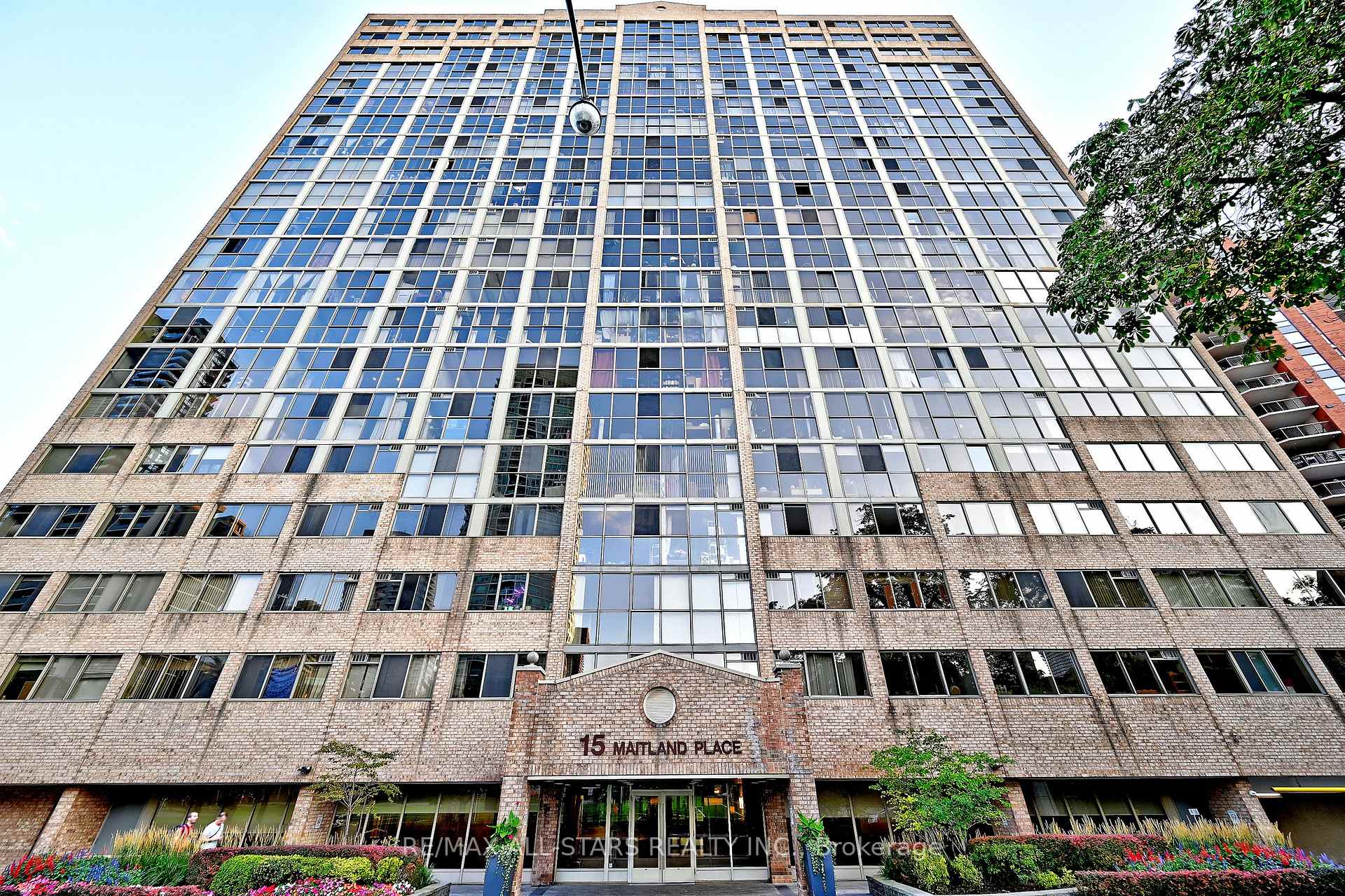 15 Maitland Place  #2112