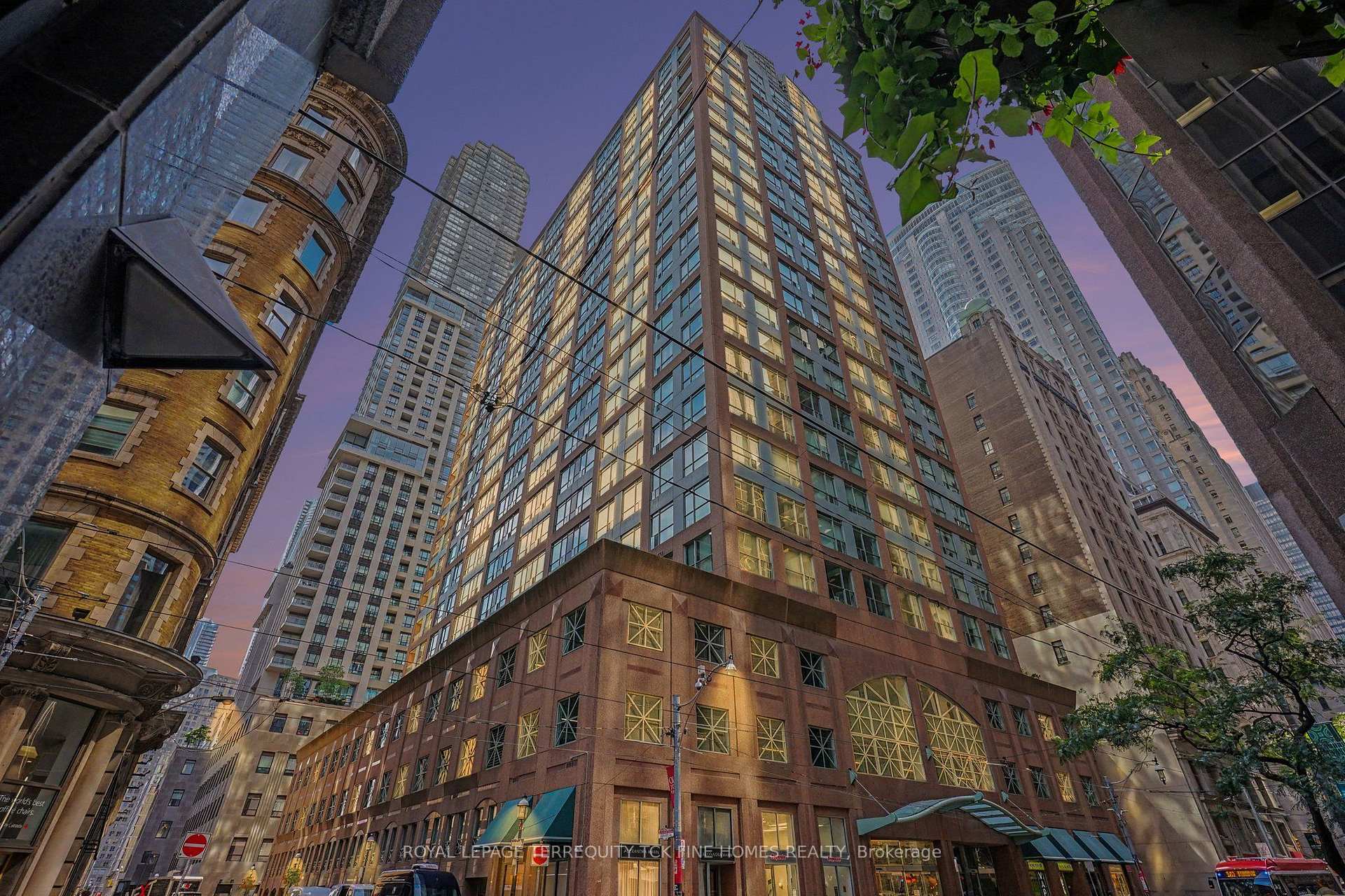 7 King Street E #1814