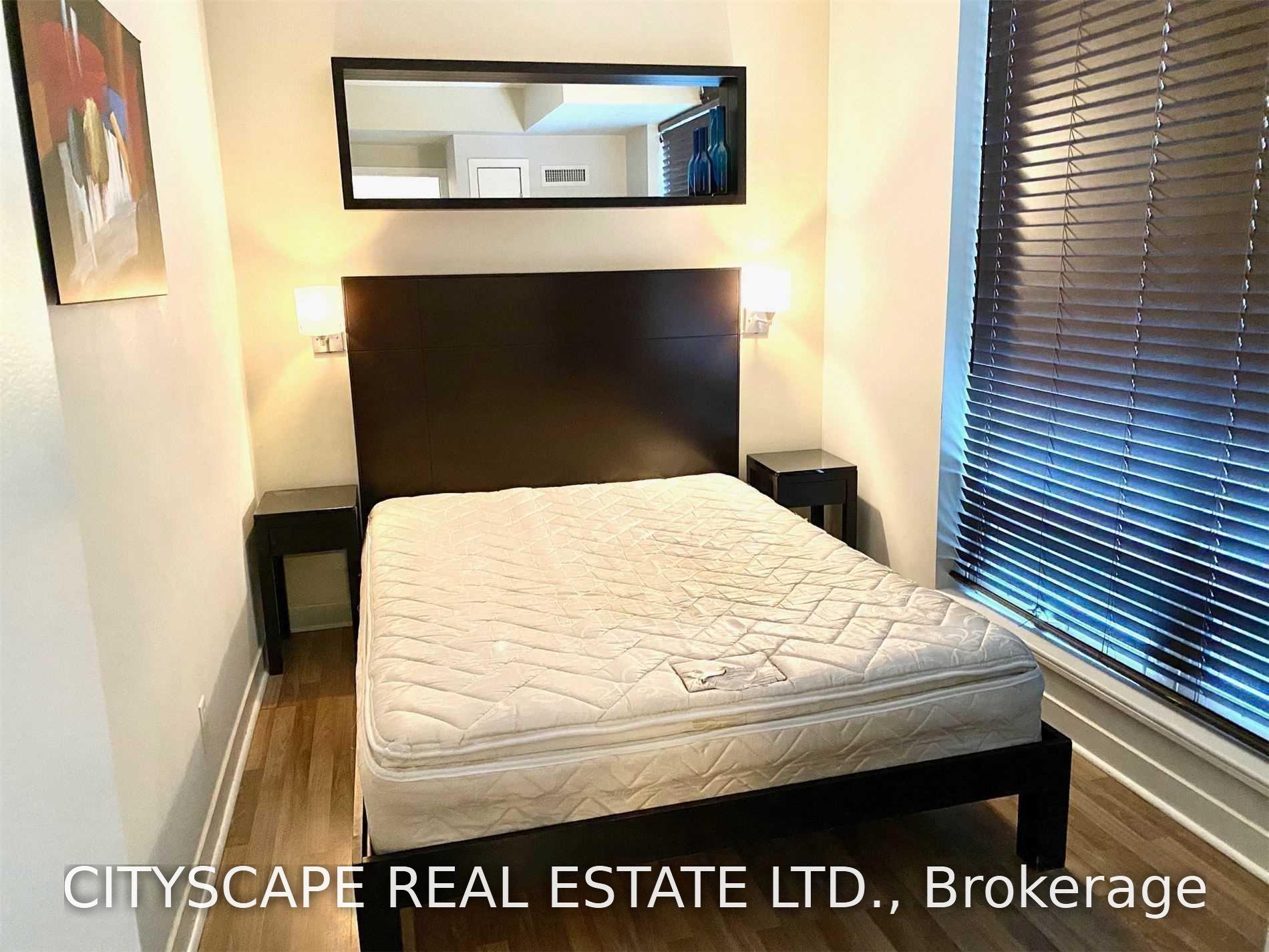 8 Colborne Street  #1702