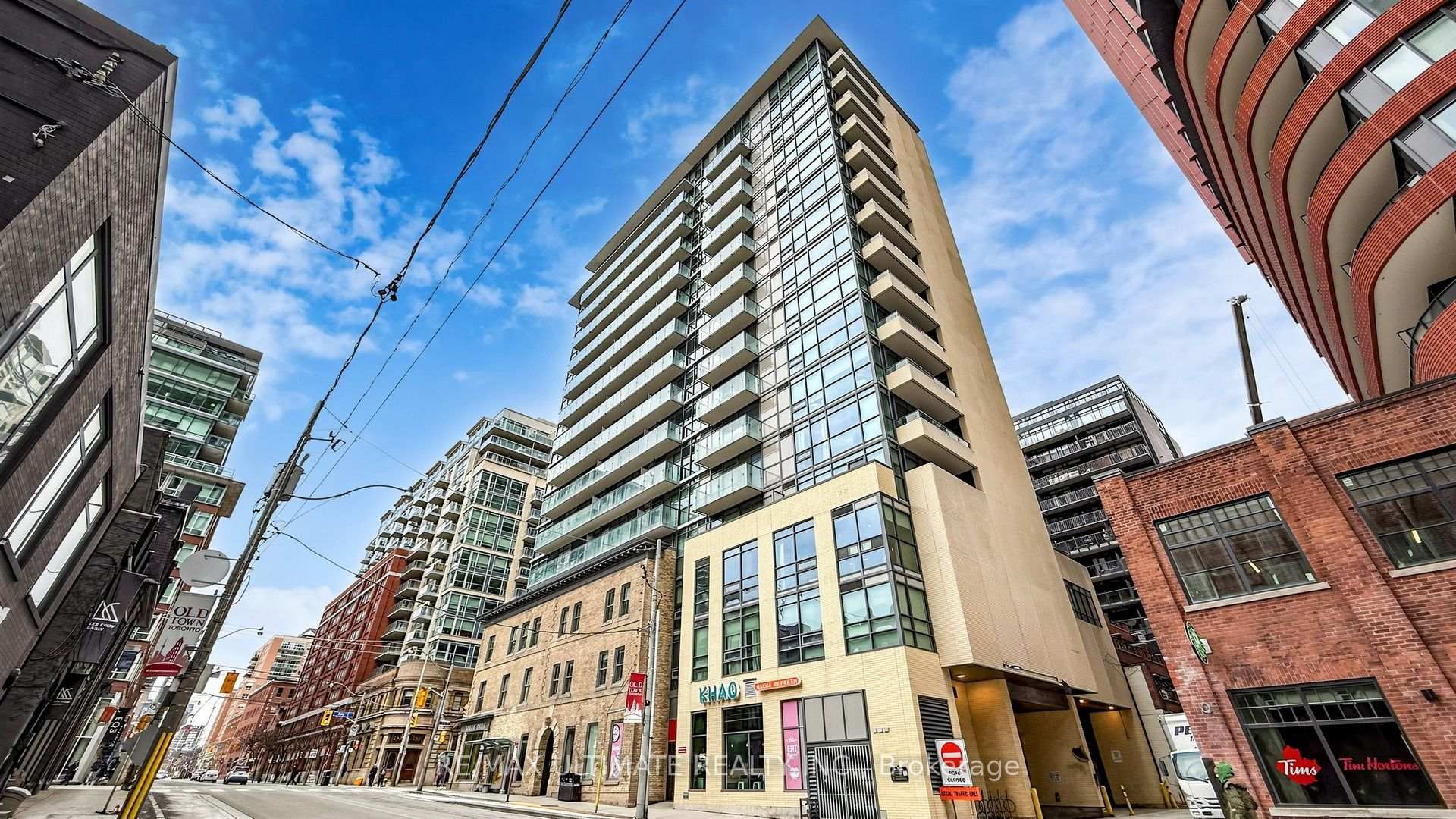 39 Sherbourne Street  #303