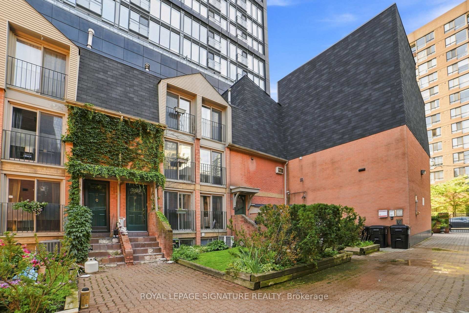 325 Jarvis Street  #18