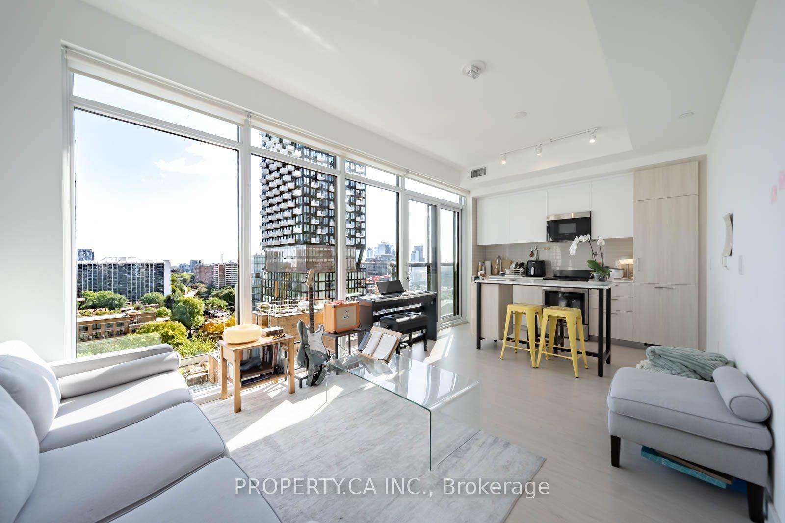 65 Mutual Street  #1509