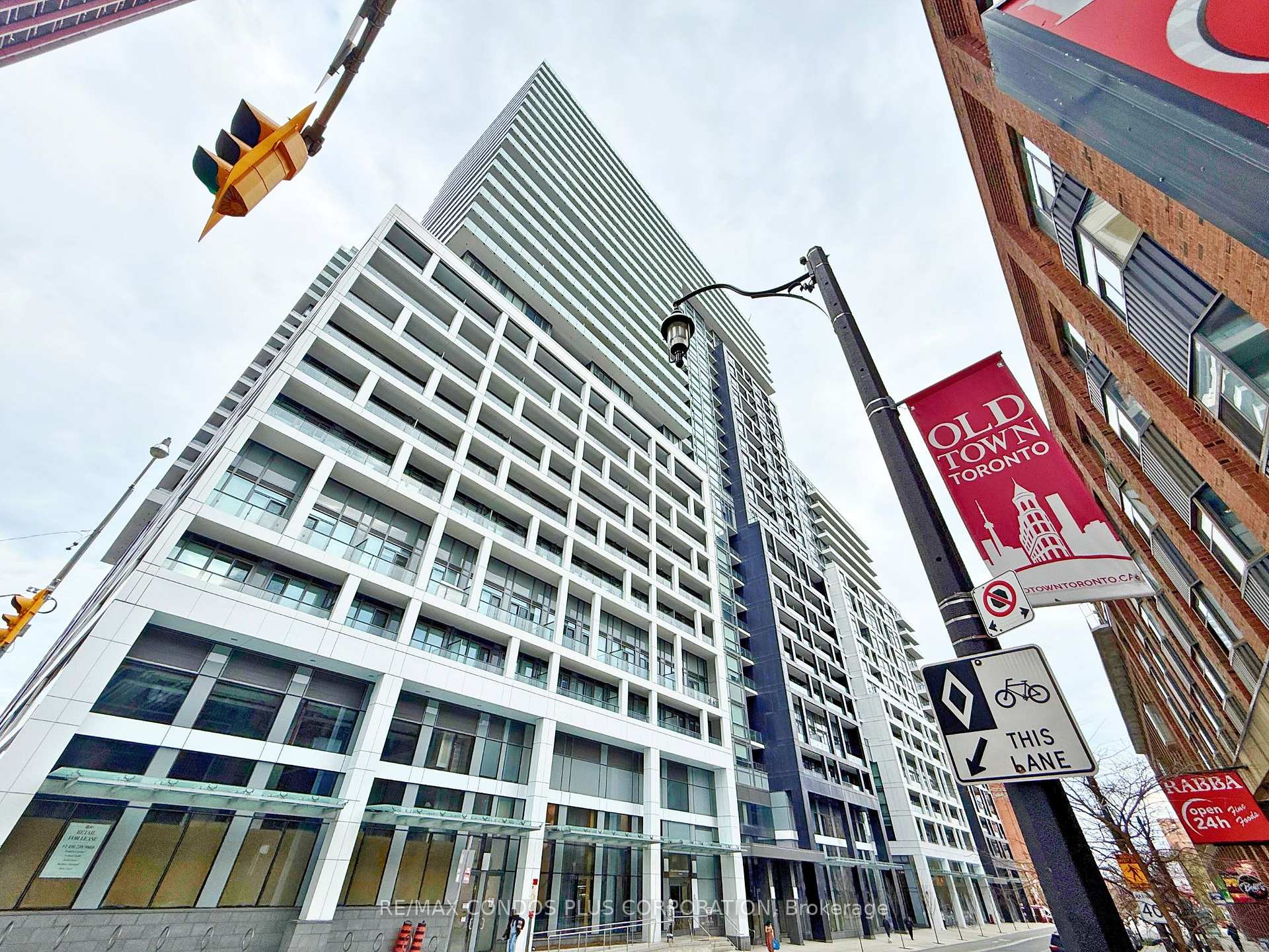 121 Lower Sherbourne Street  #946