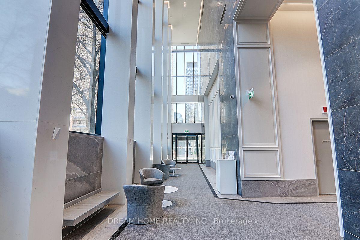 3 Gloucester Street  #1809
