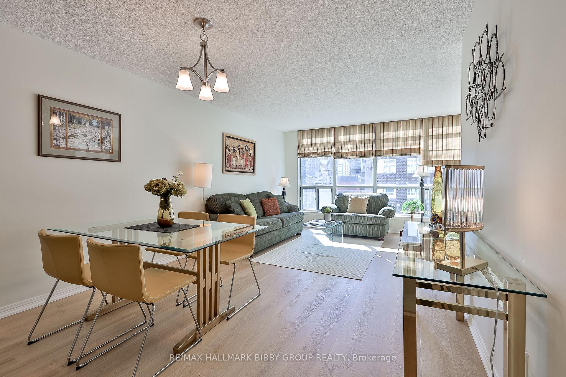 942 Yonge Street  #1103
