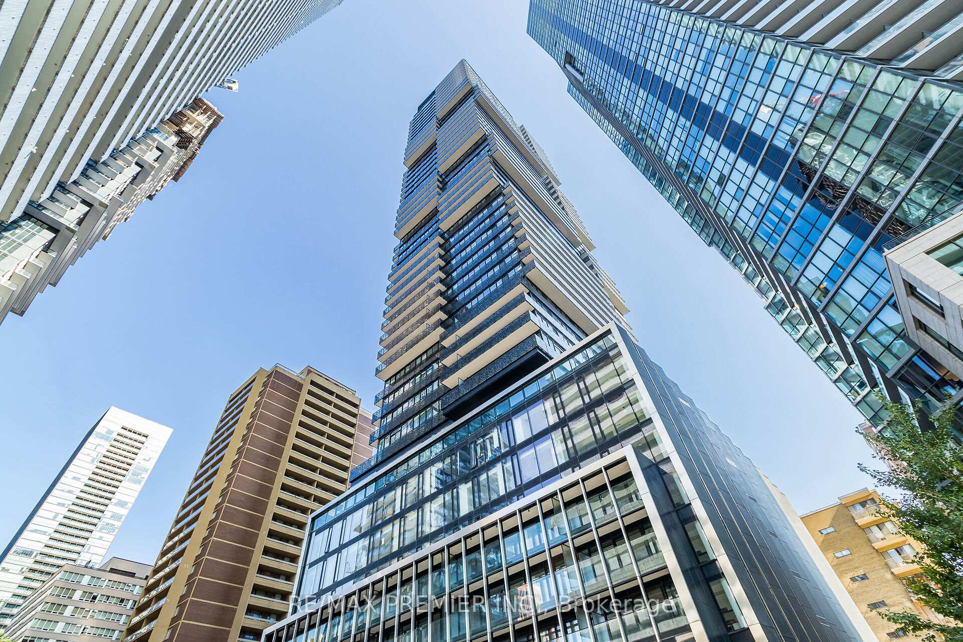 55 Charles Street E #3904