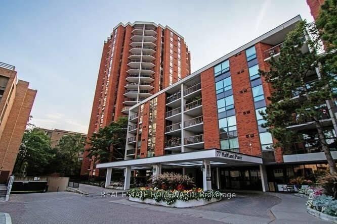 77 Maitland Place  #409