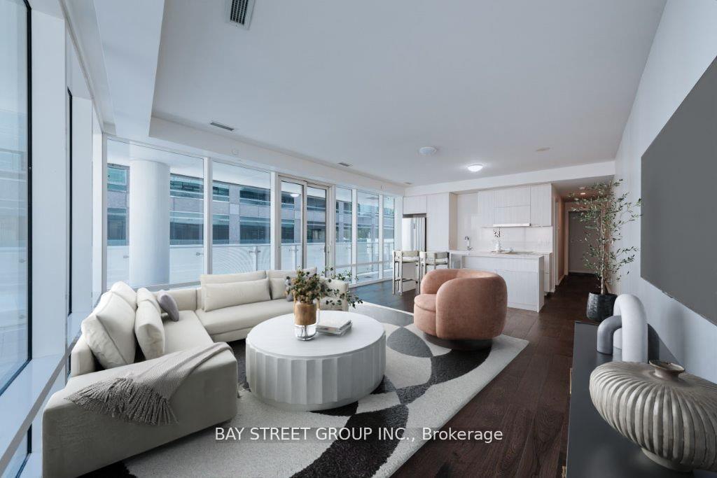 1 Bloor Street E #326