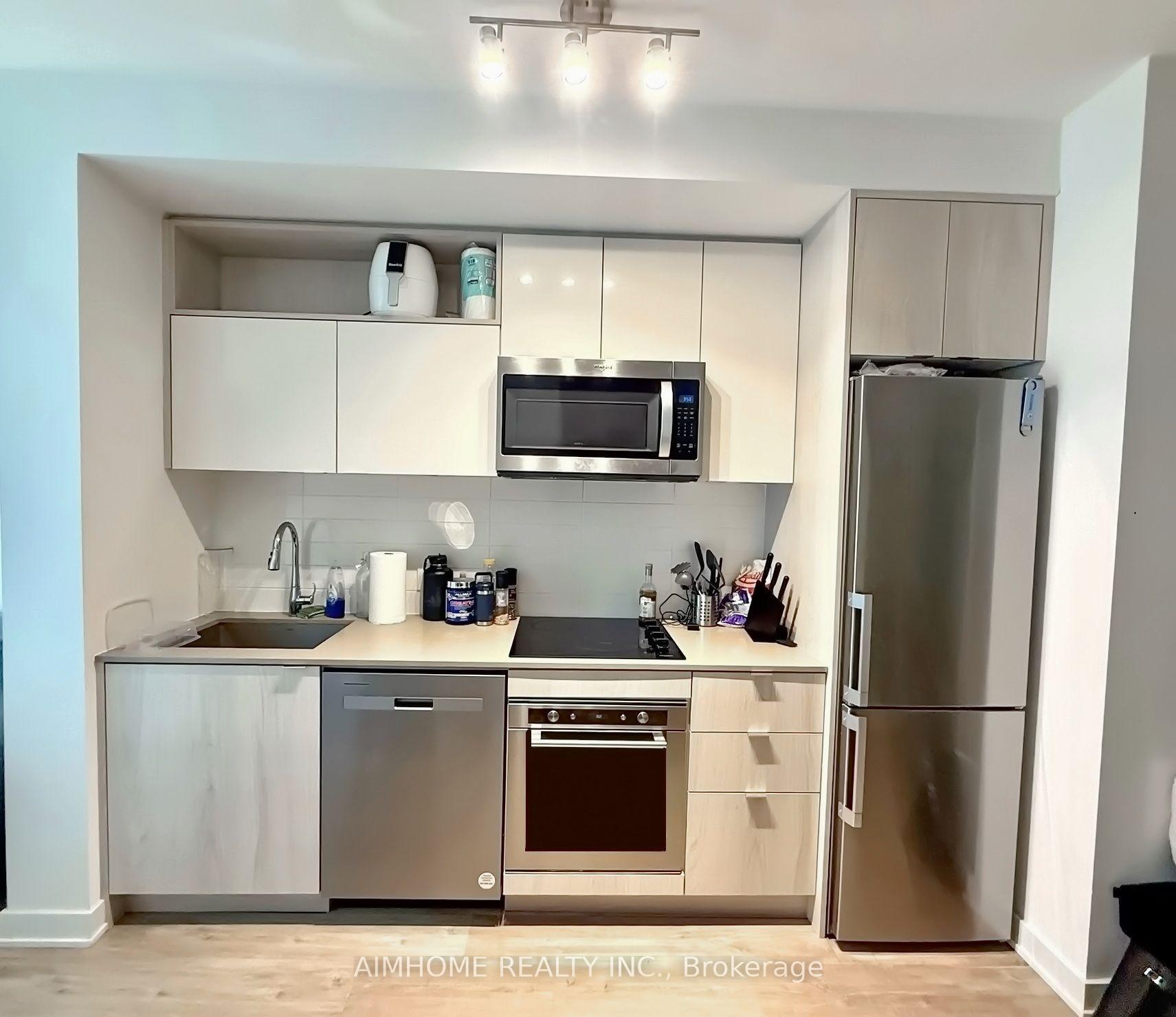 121 Lower Sherbourne Street  #456