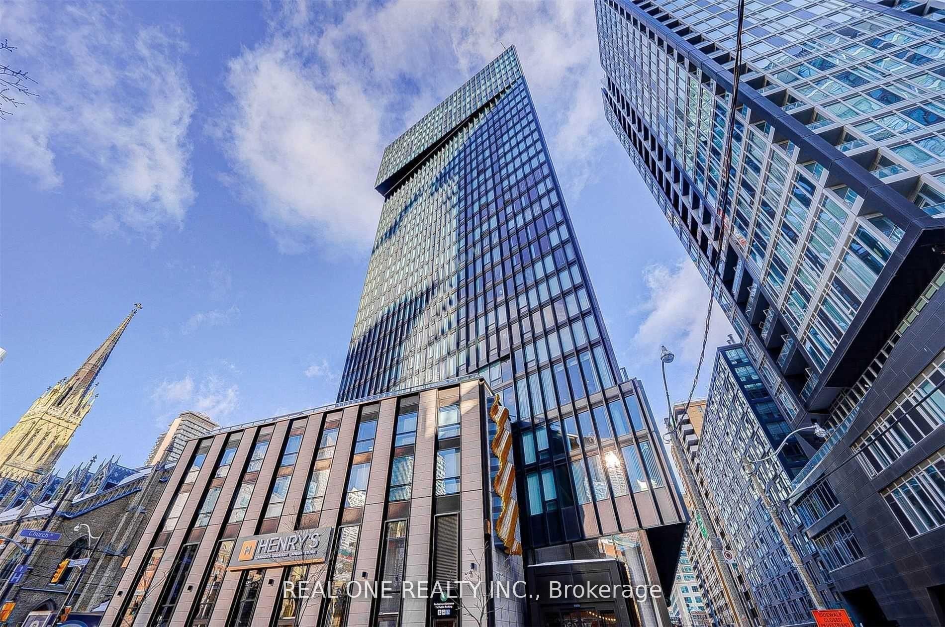 60 Shuter Street  #216
