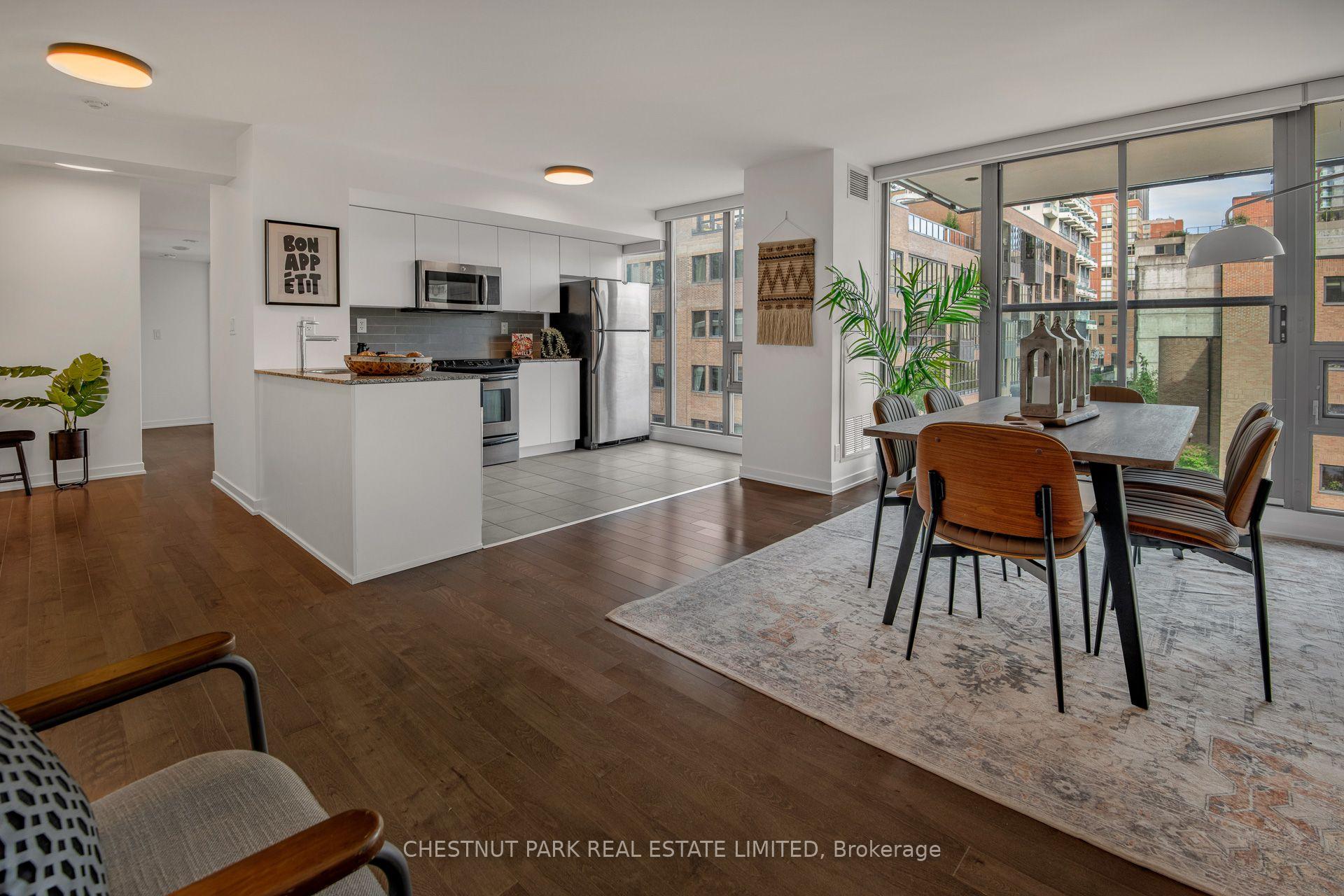 33 Lombard Street  #406