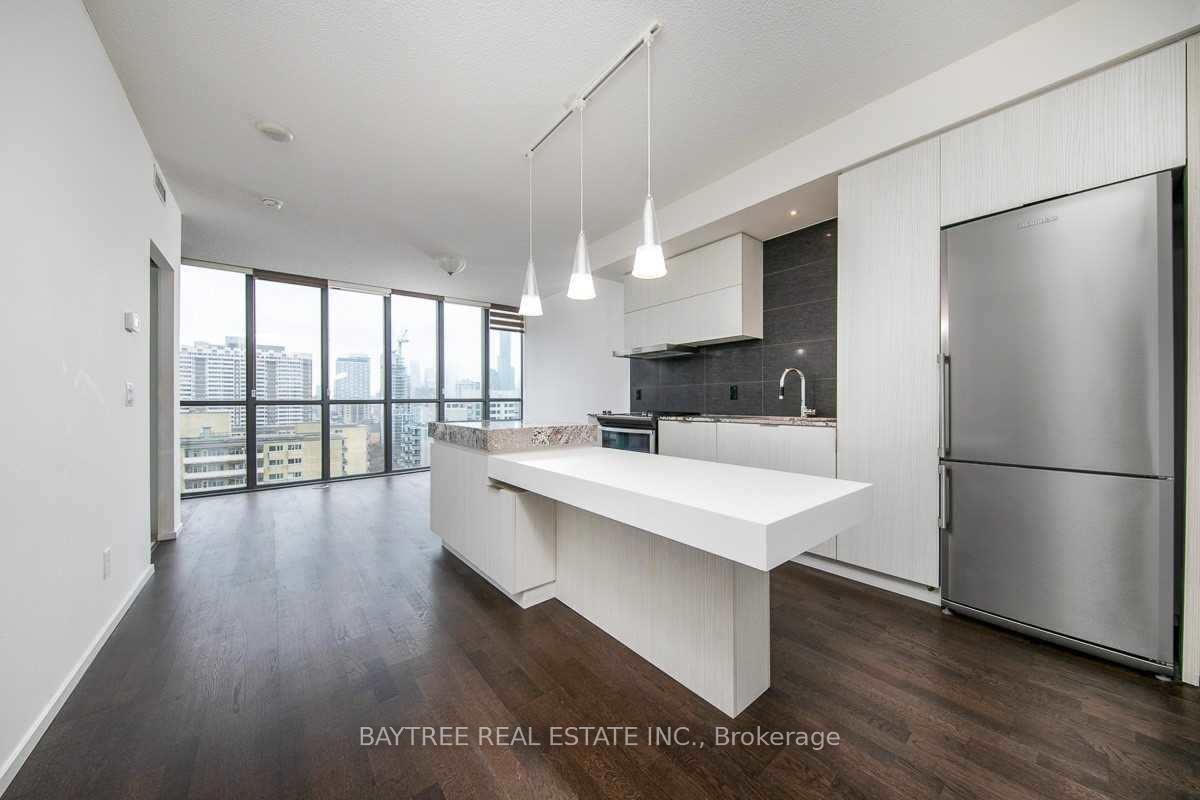 101 Charles Street E #2003
