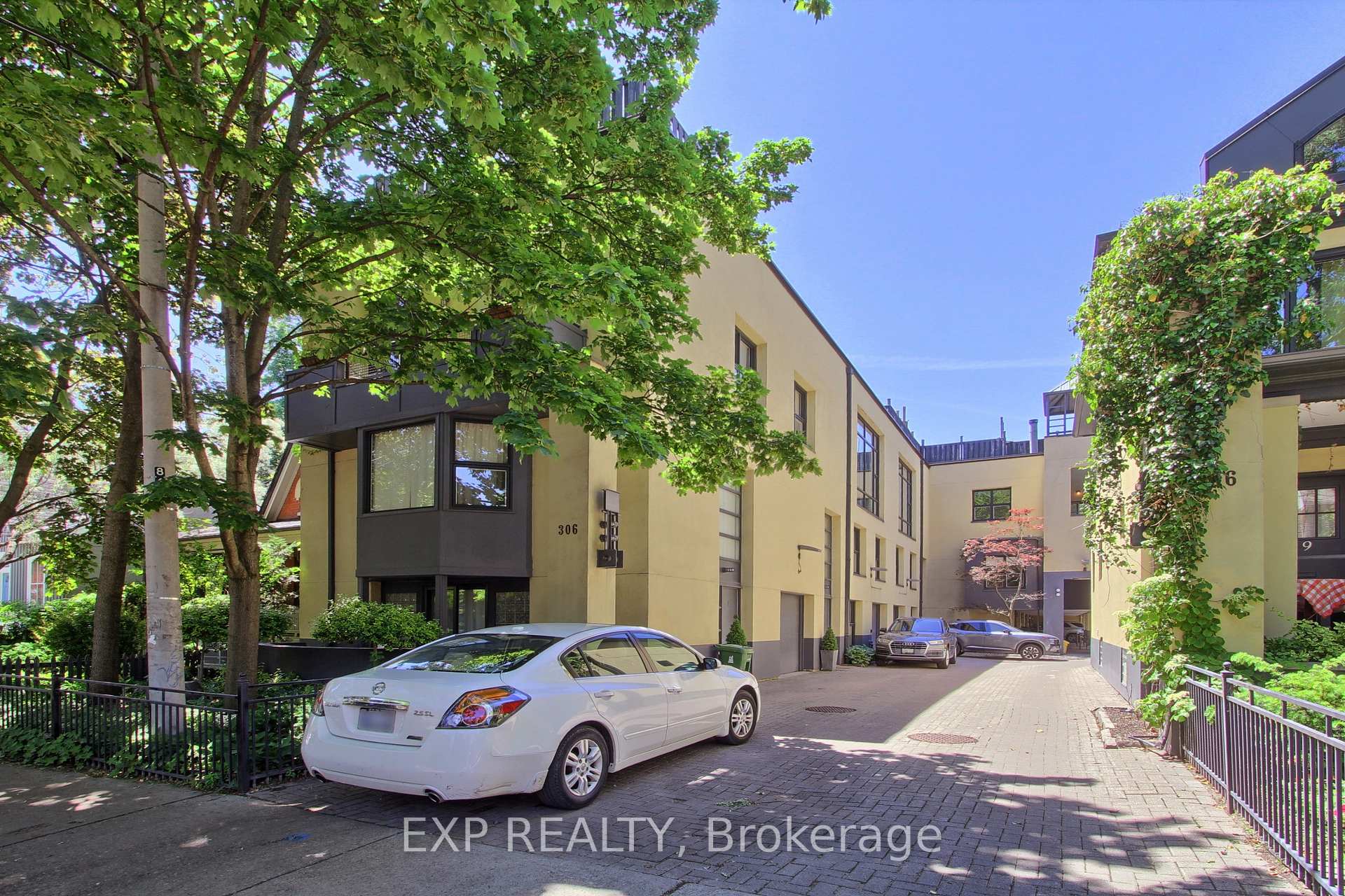 306 Sackville Street  #4