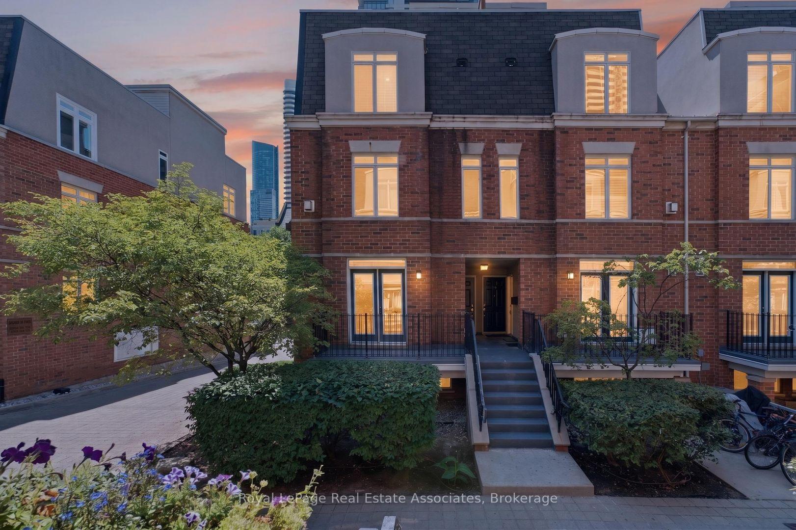 415 Jarvis Street  #206