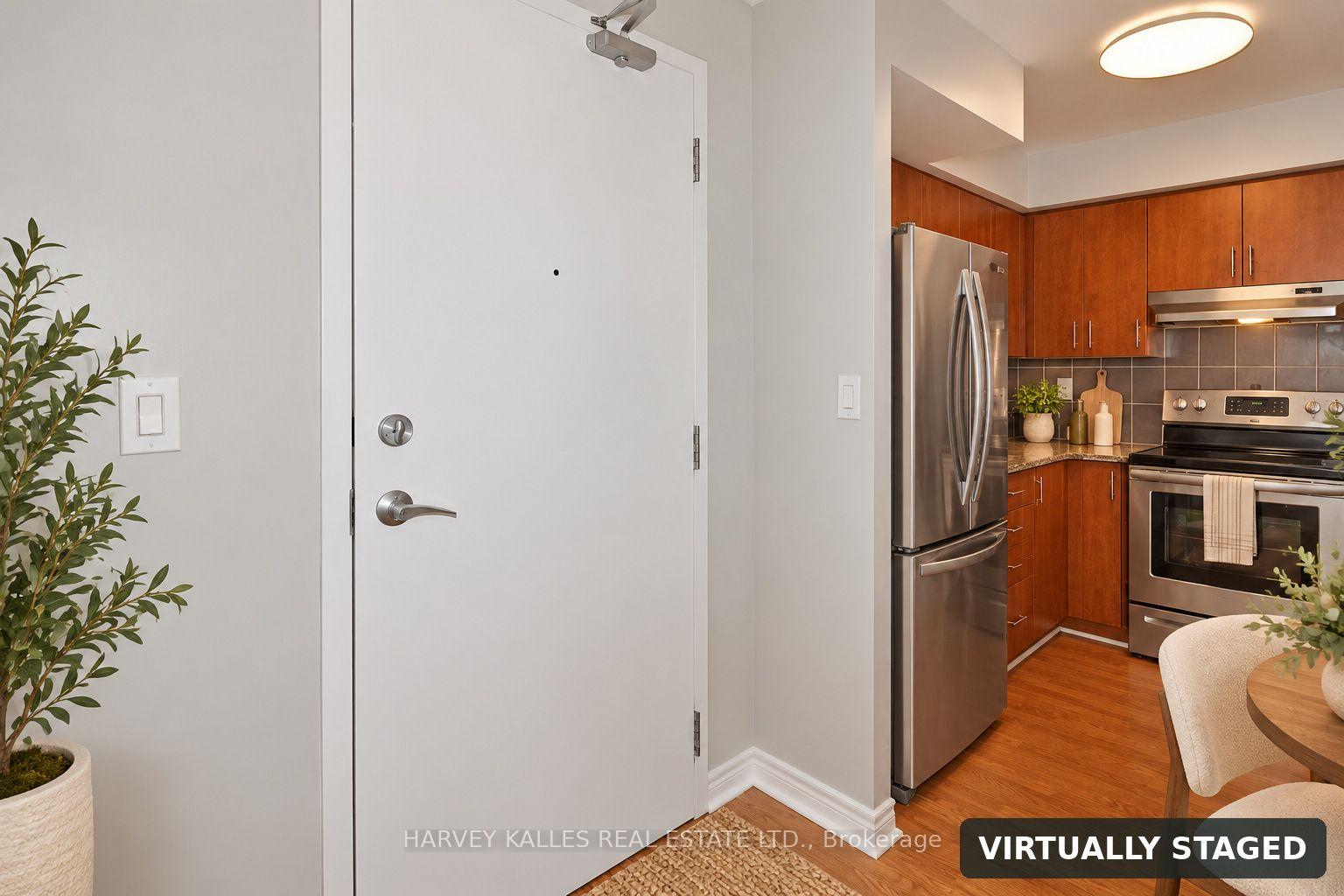 225 Wellesley Street E #313