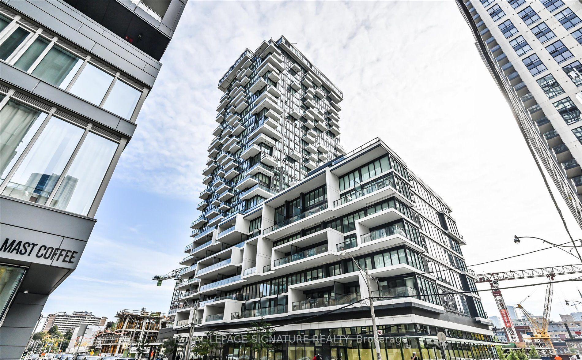 77 Shuter Street  #721
