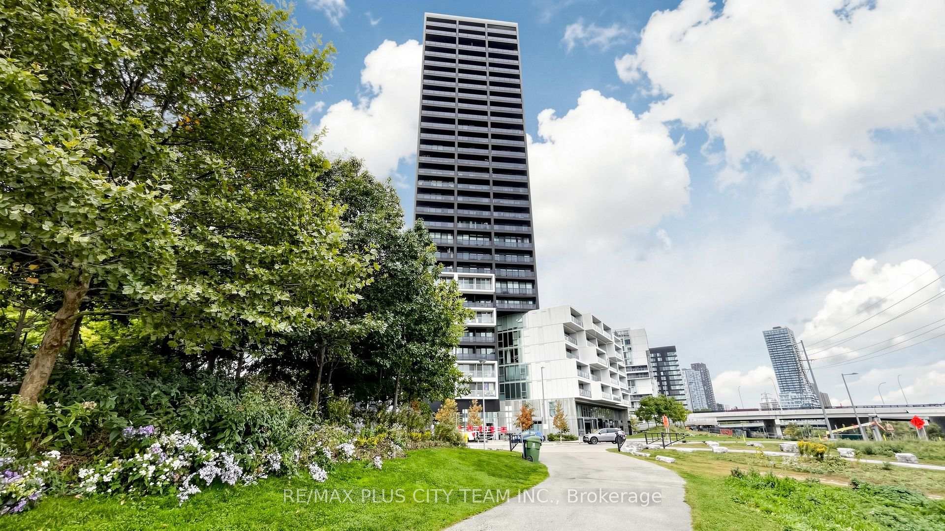 170 Bayview Avenue  #301