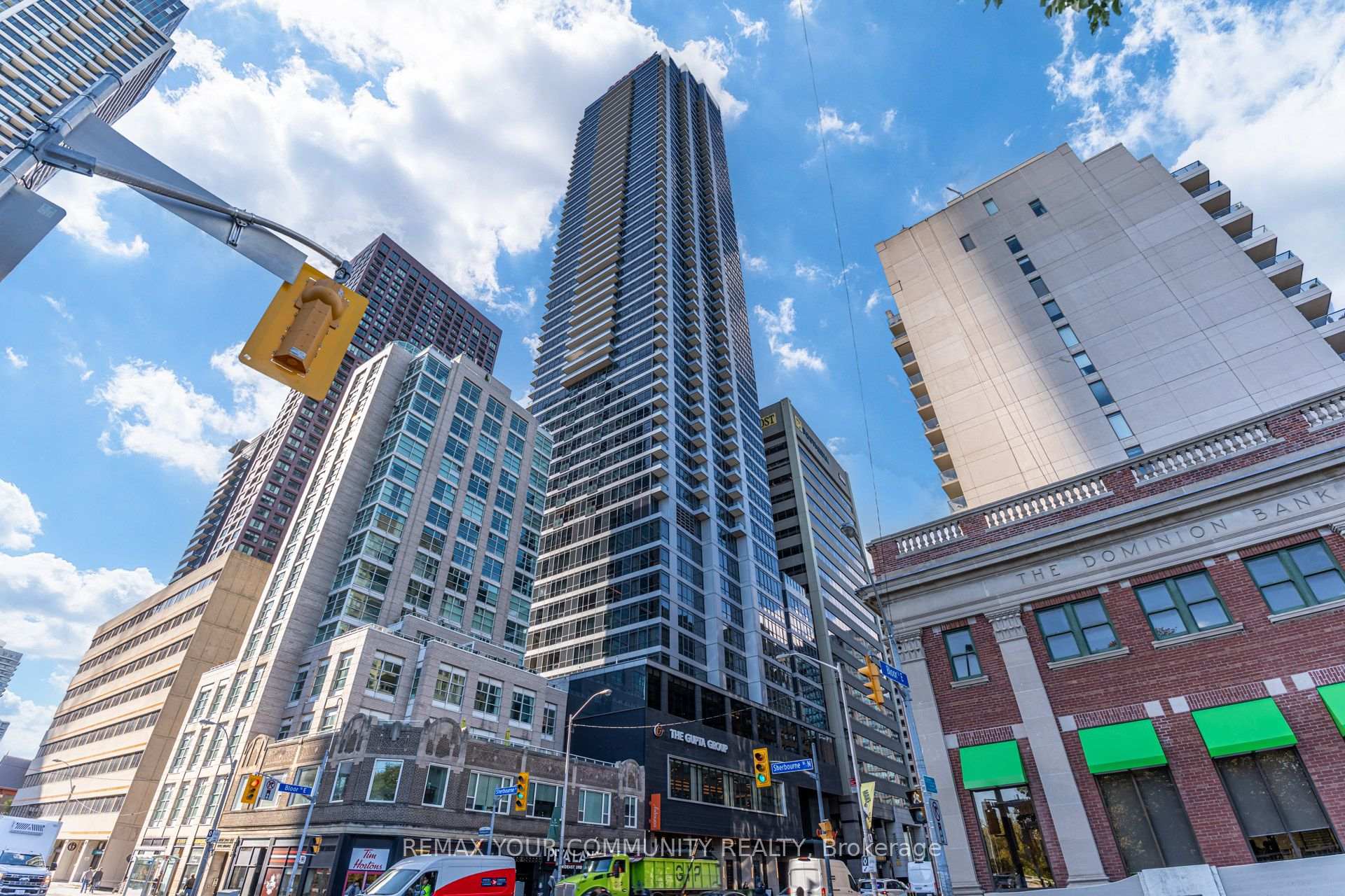 395 Bloor Street E #1706