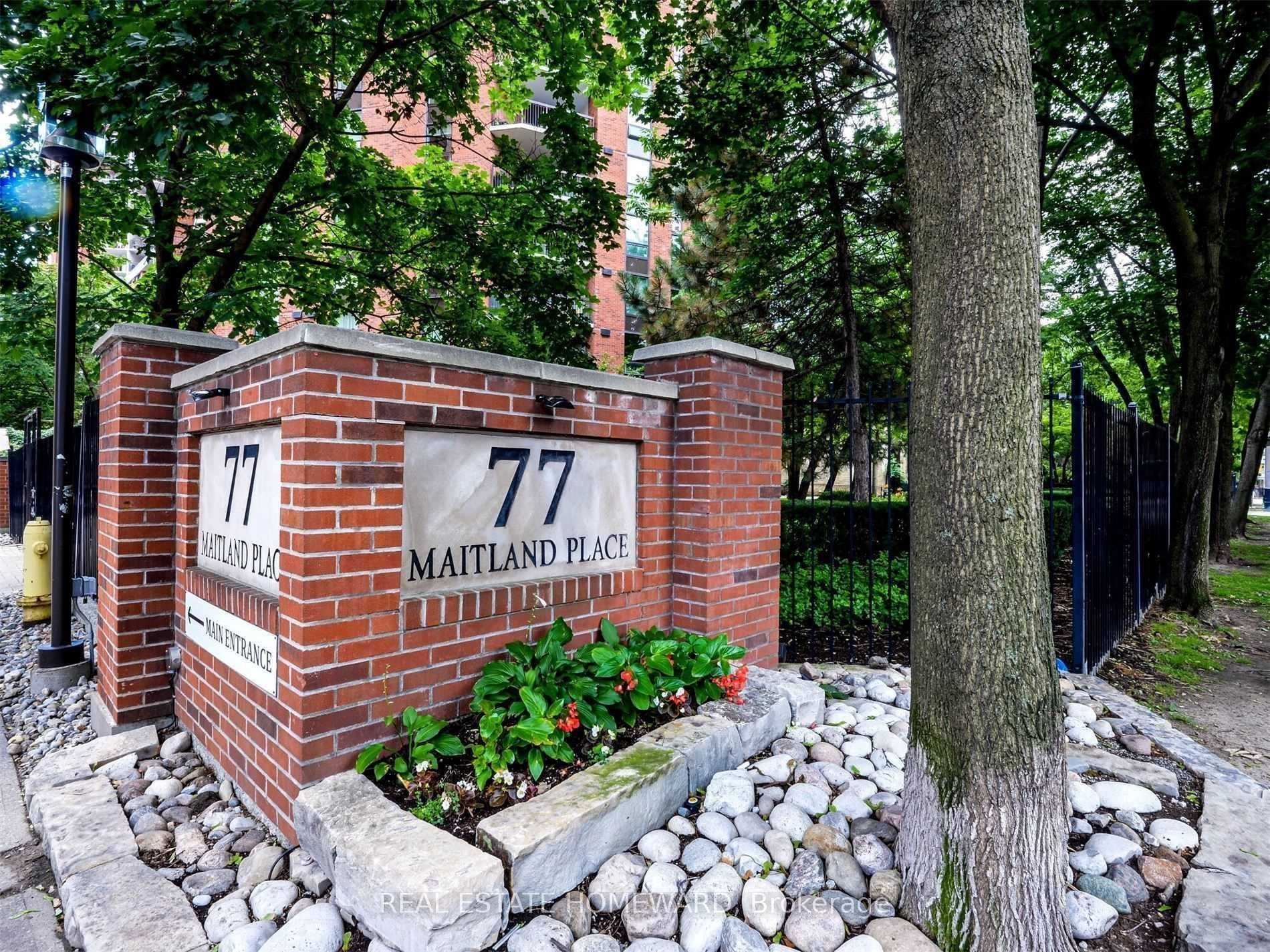 77 Maitland Place  #1219
