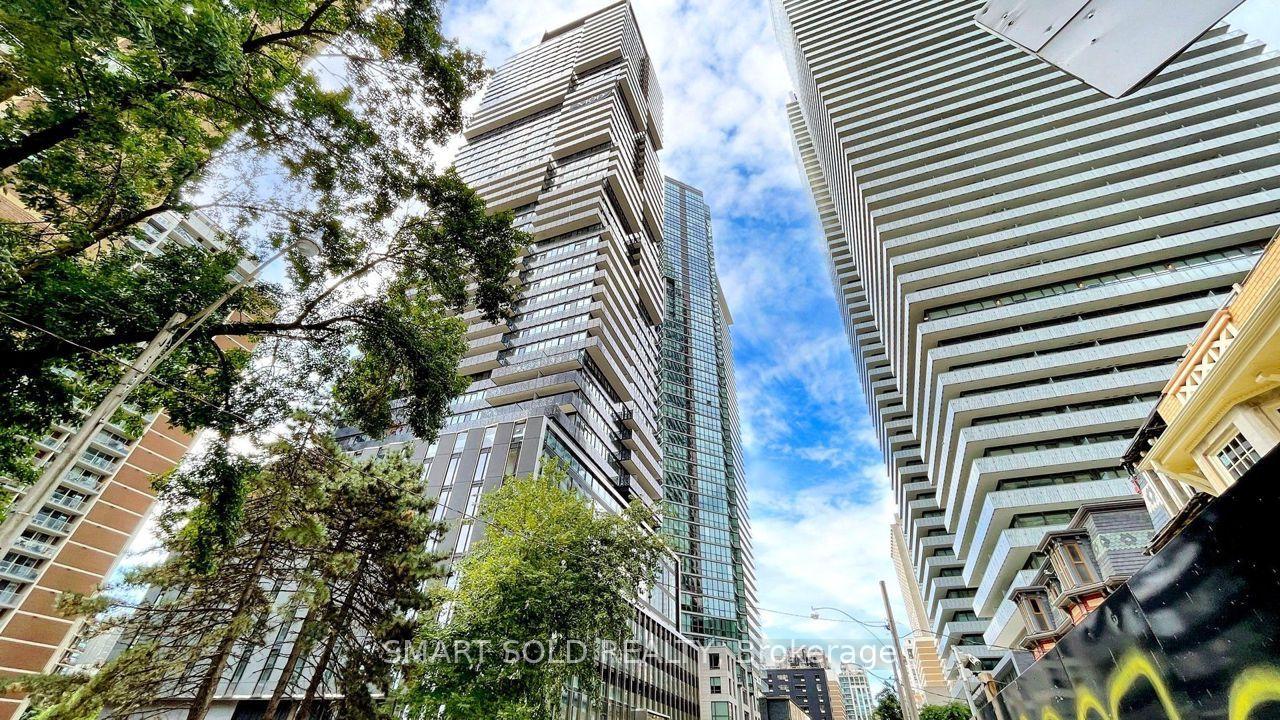 55 Charles Street E TH05