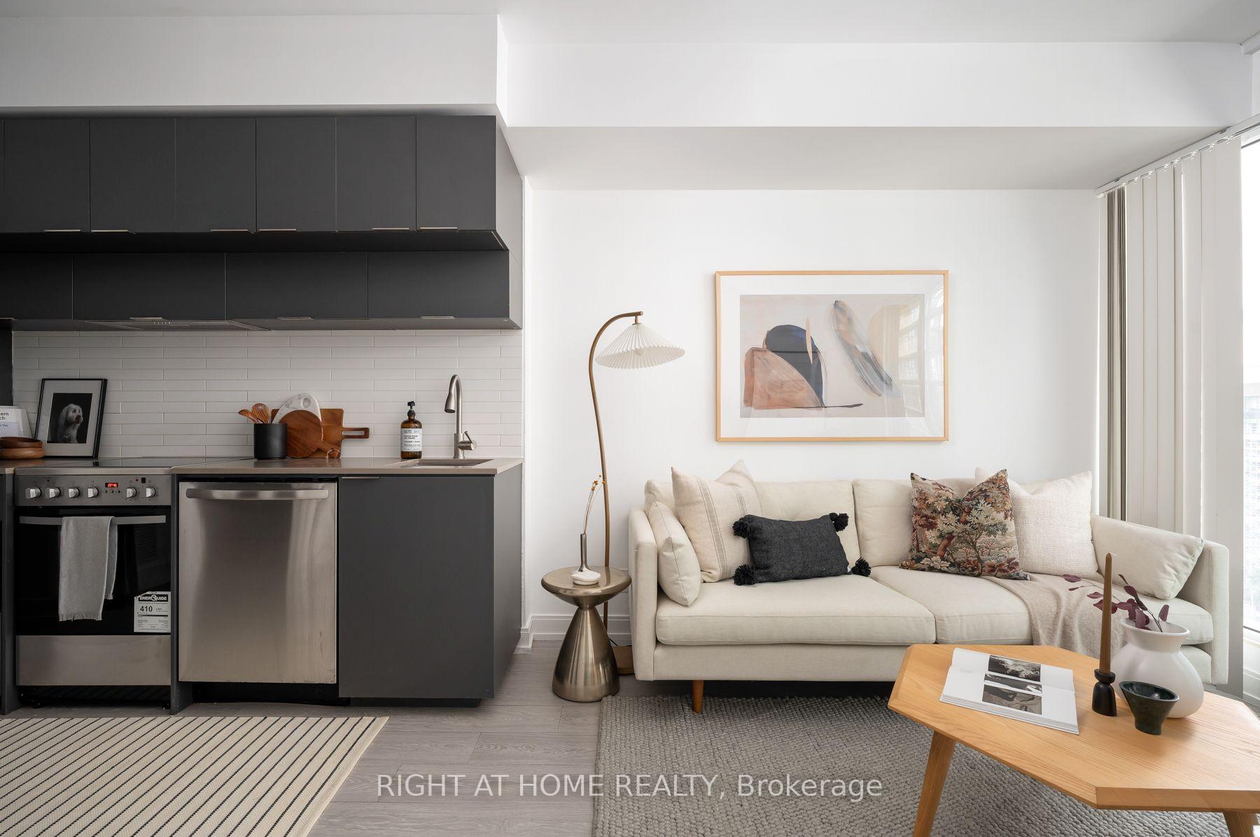 181 Dundas Street E #1115
