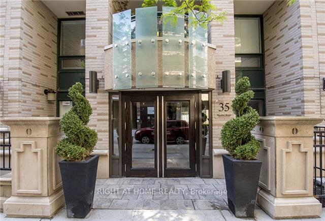 35 Hayden Street  #1606
