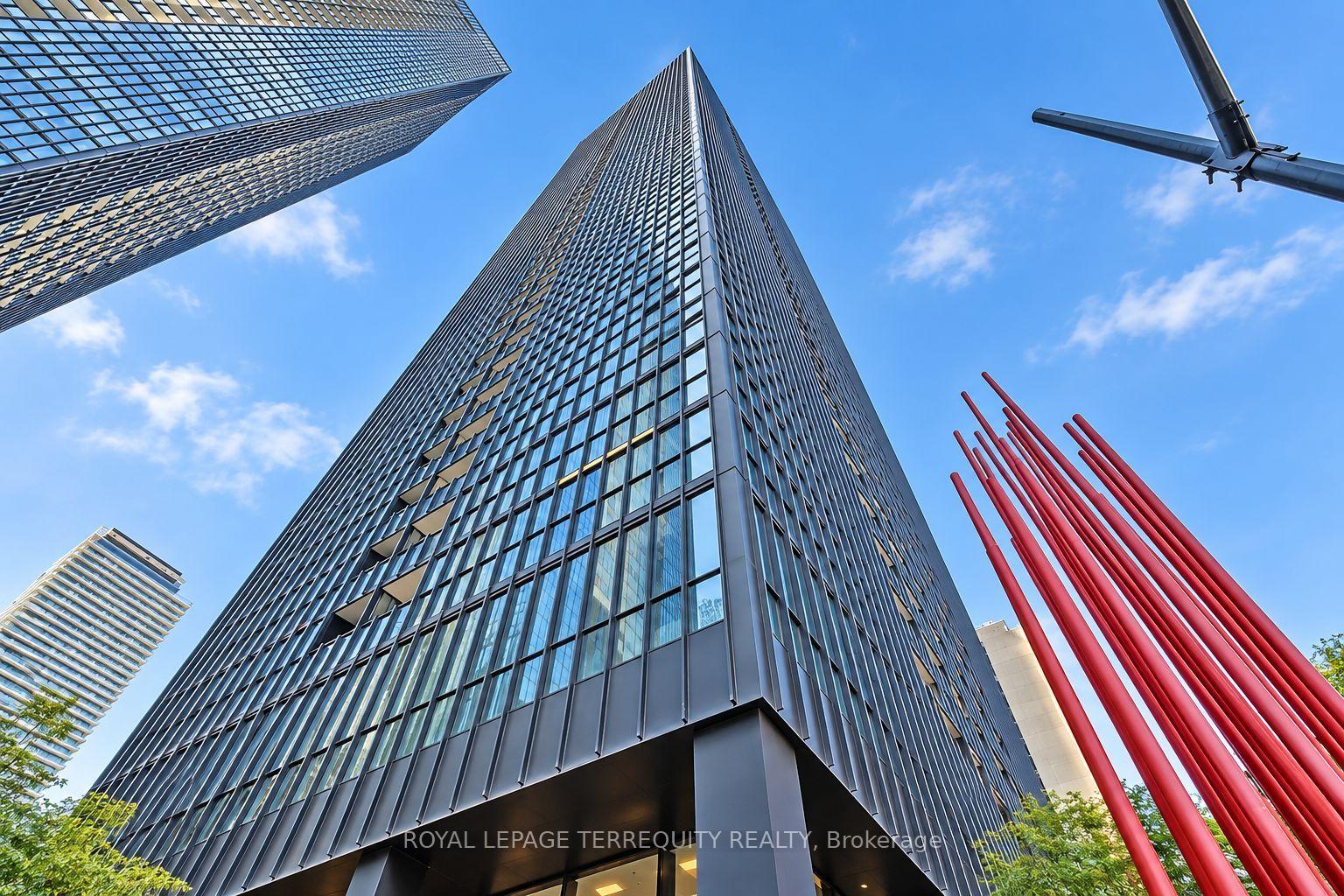 110 Charles Street E #2509
