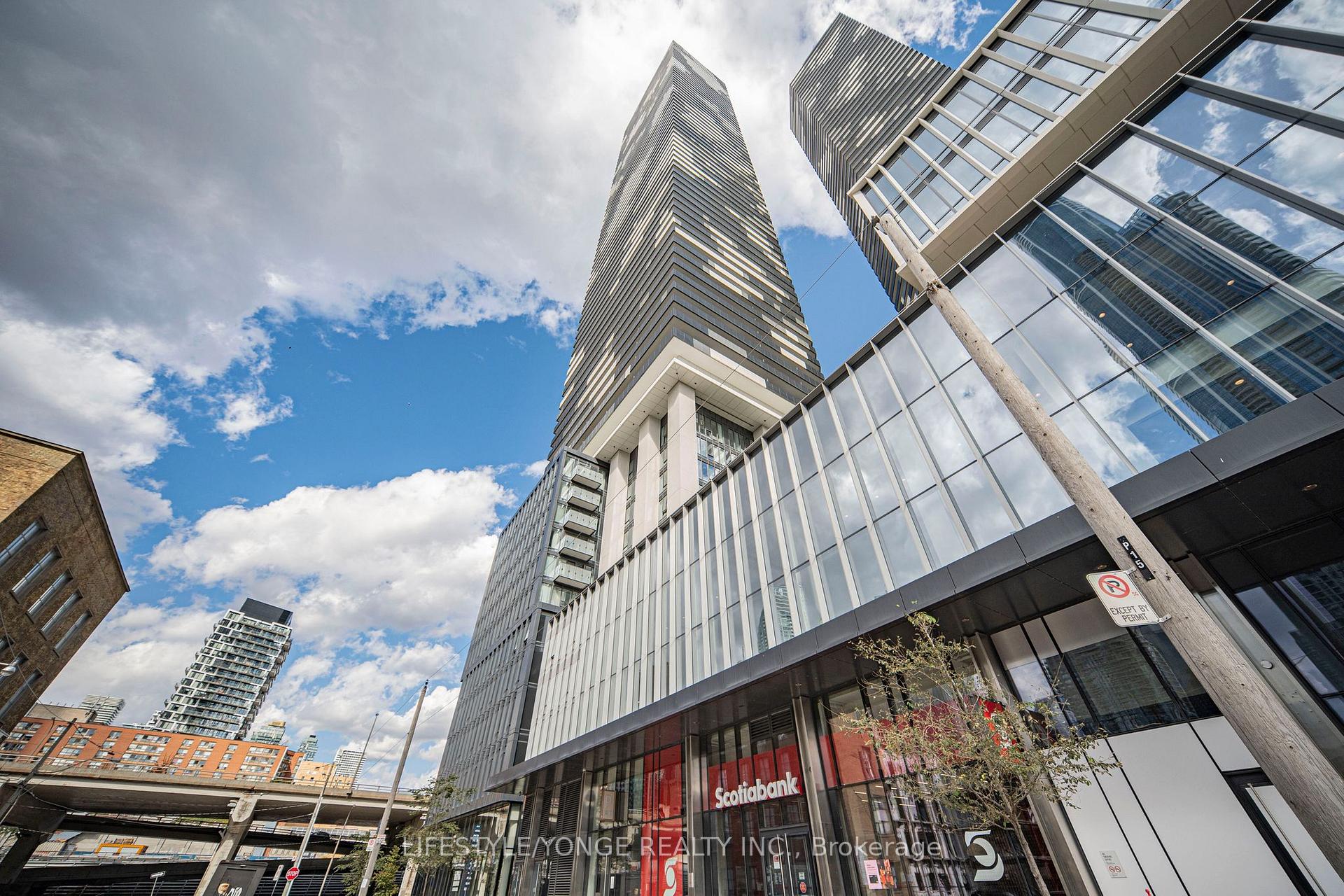 55 Cooper Street  #2611