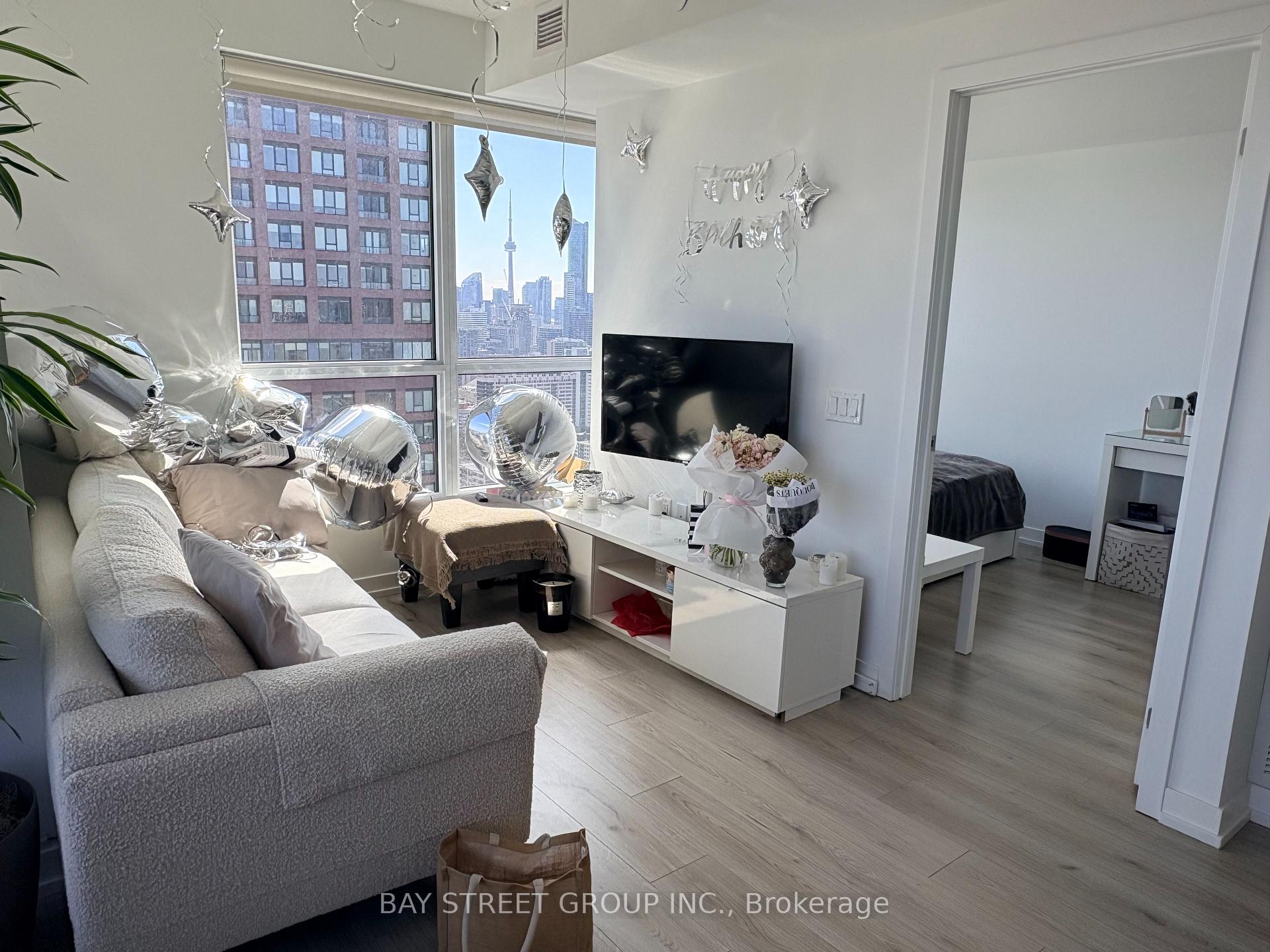 395 Bloor Street E #4010