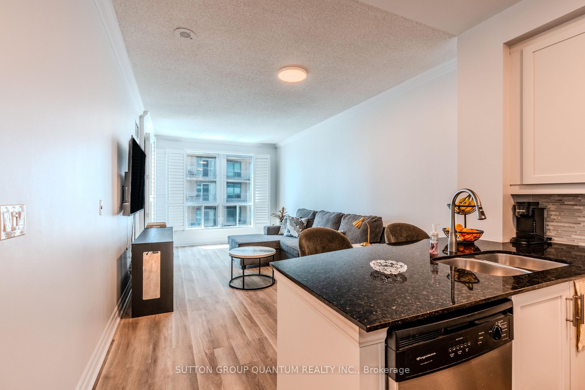 2087 Lake Shore Boulevard W #706