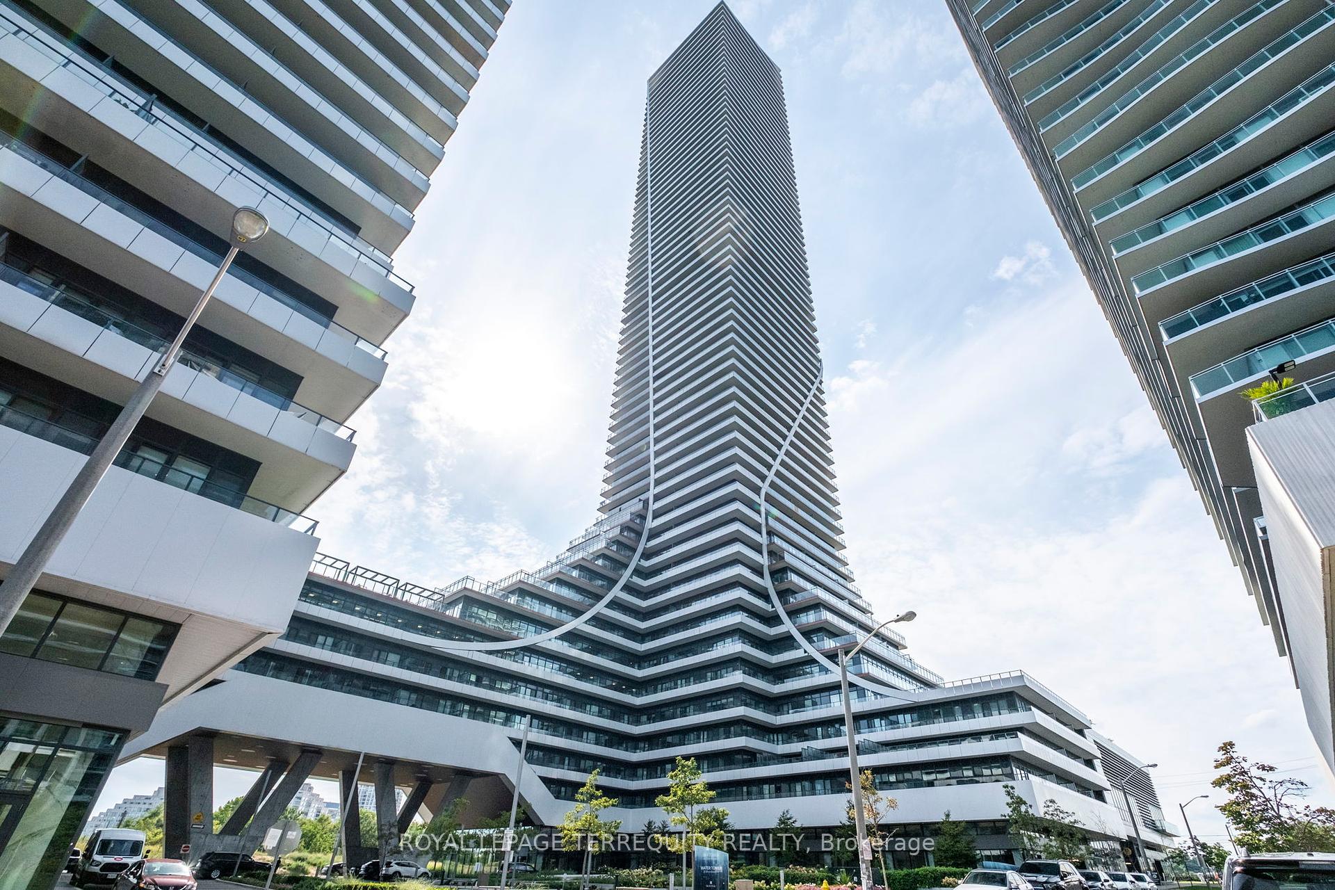 30 Shore Breeze Drive  #528