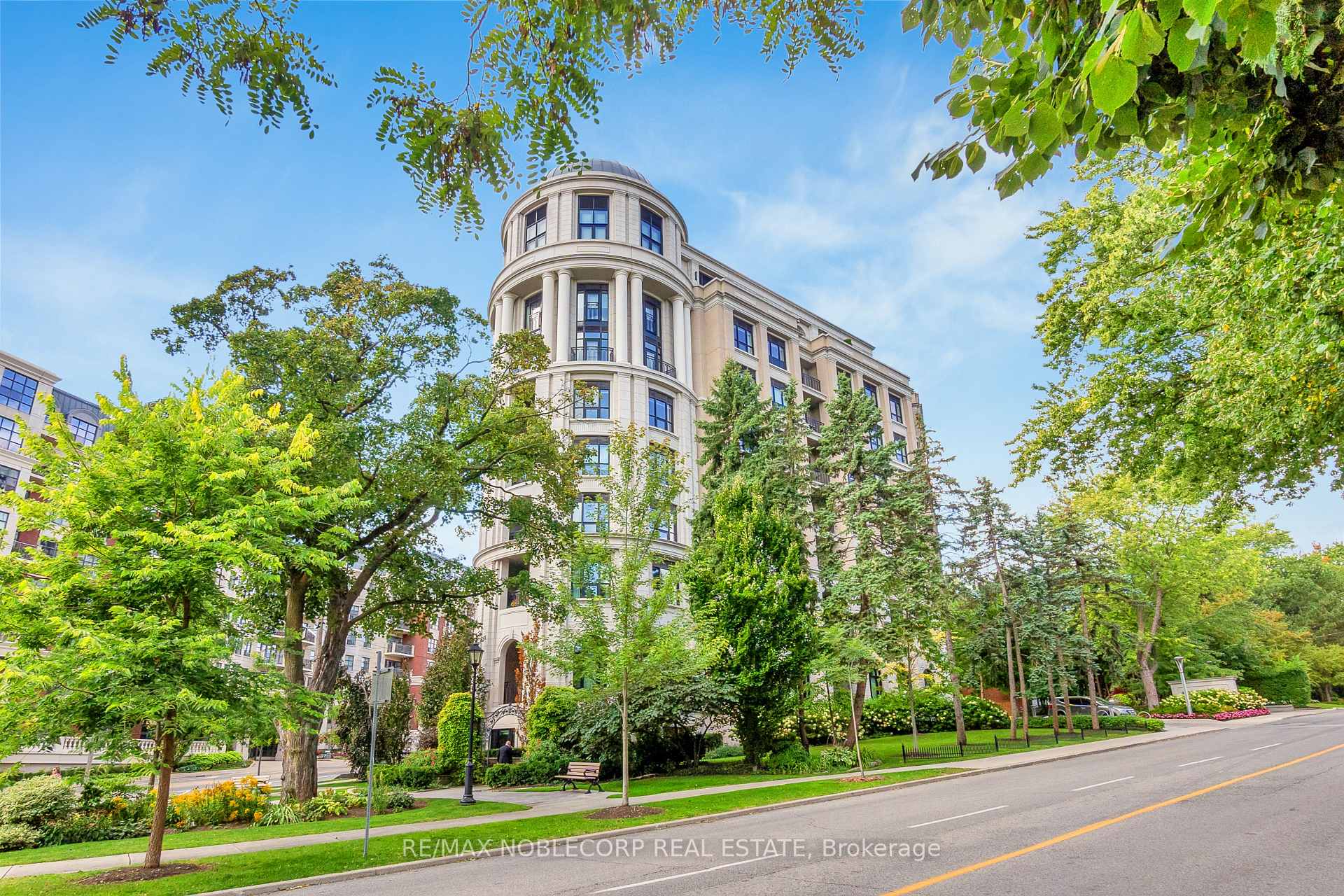 4 The Kingsway N/A  #404