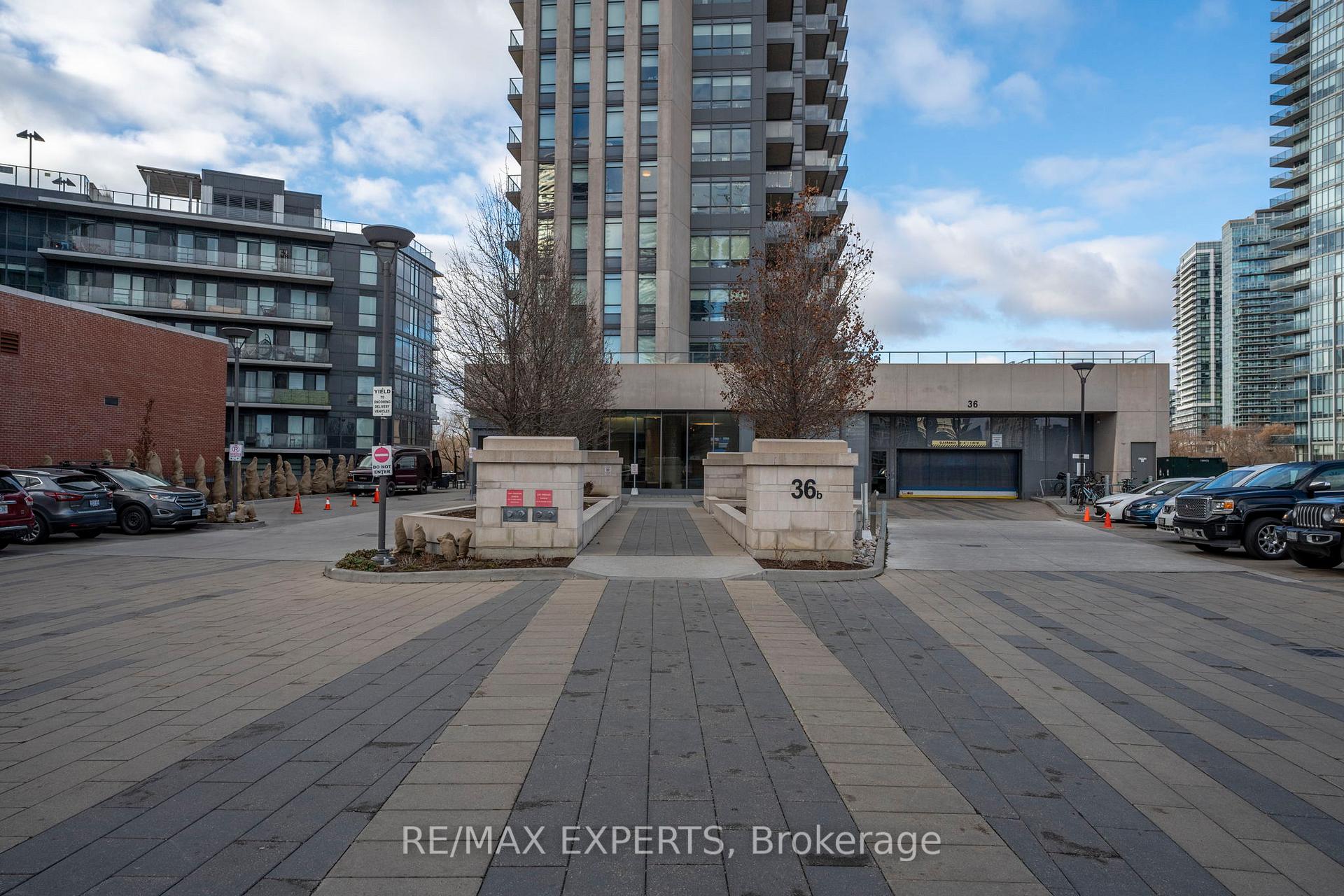 36 Park Lawn Road  #2308