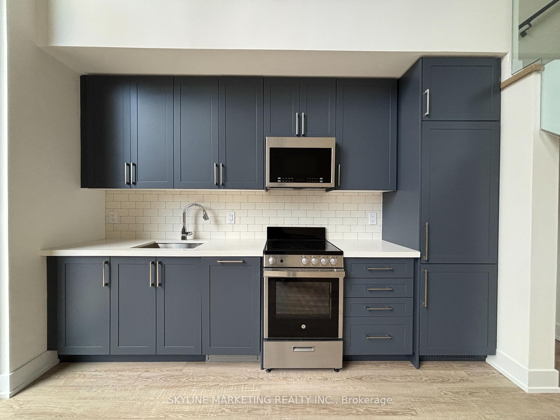 2450 Old Bronte Road  #114