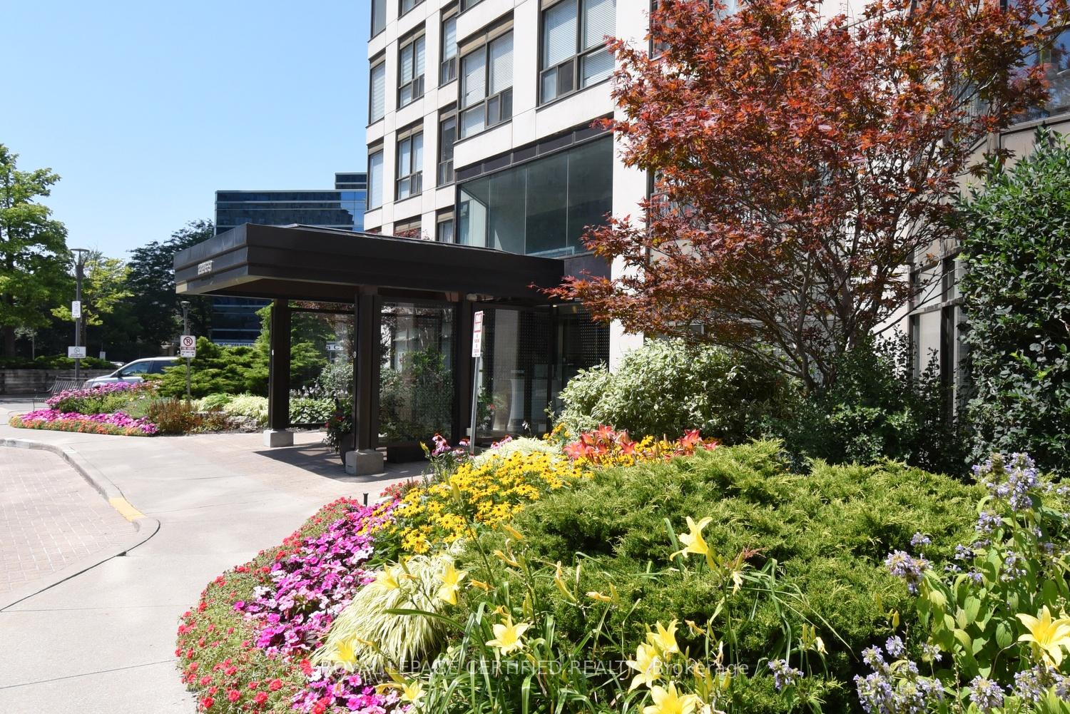 2269 Lake Shore Boulevard W #2302