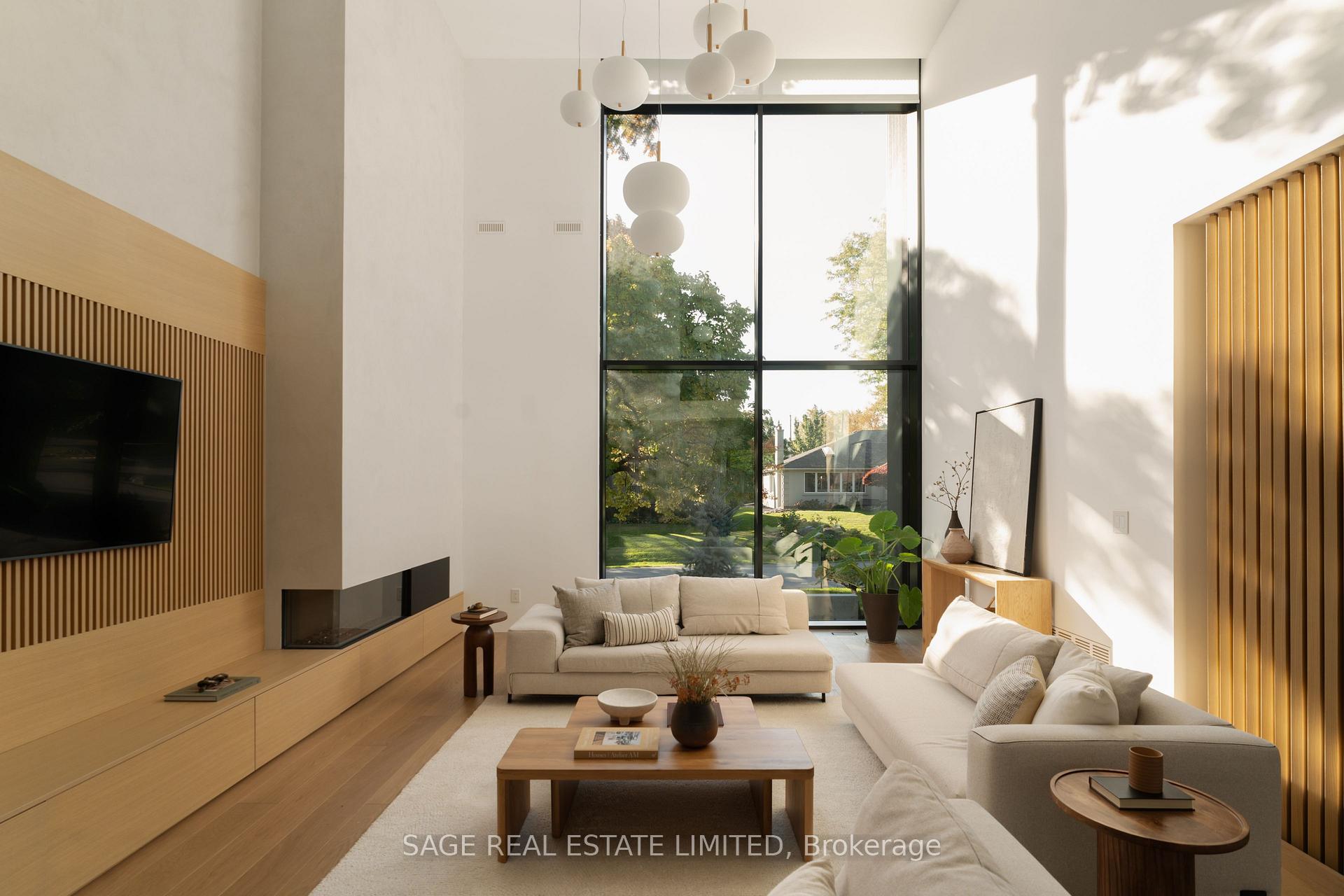 38 Ravensbourne Crescent 