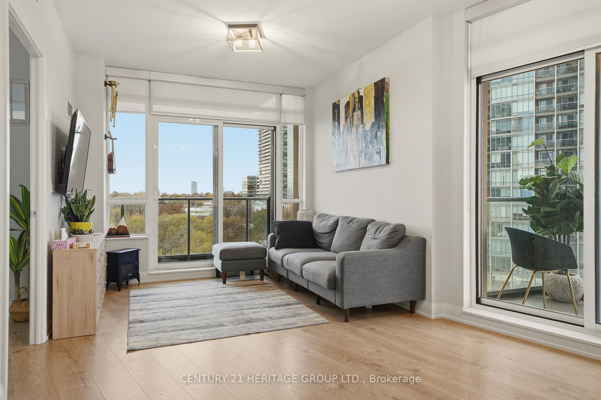 36 Park Lawn Road  #605