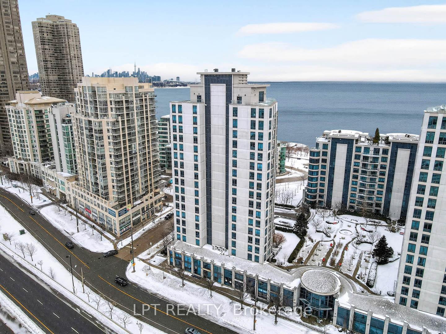2083 Lake Shore Boulevard W #812