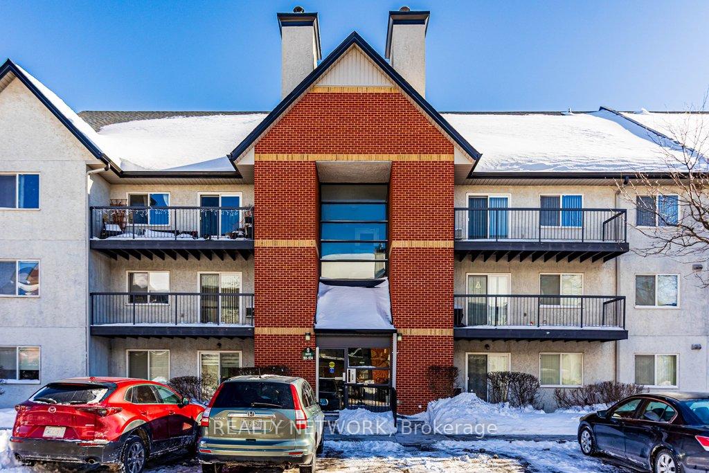 1450 Glen Abbey Gate  #913