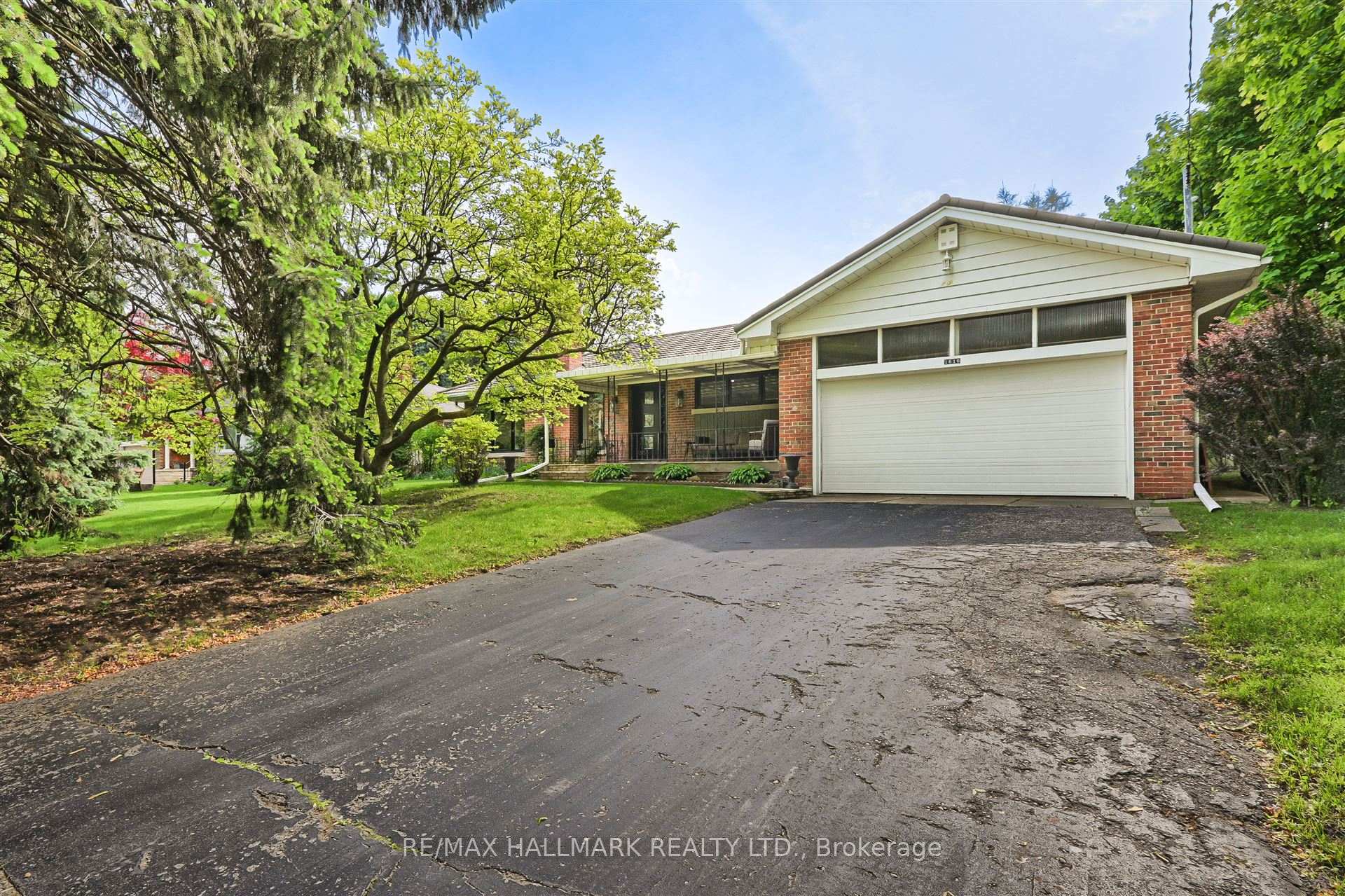 1616 Islington Avenue 