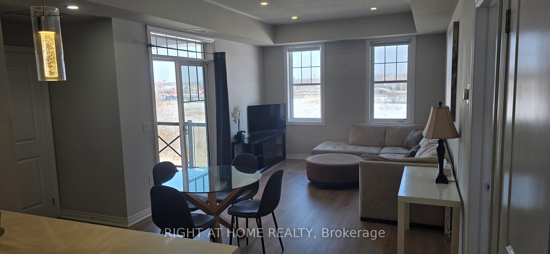 272 Georgian Drive  #301